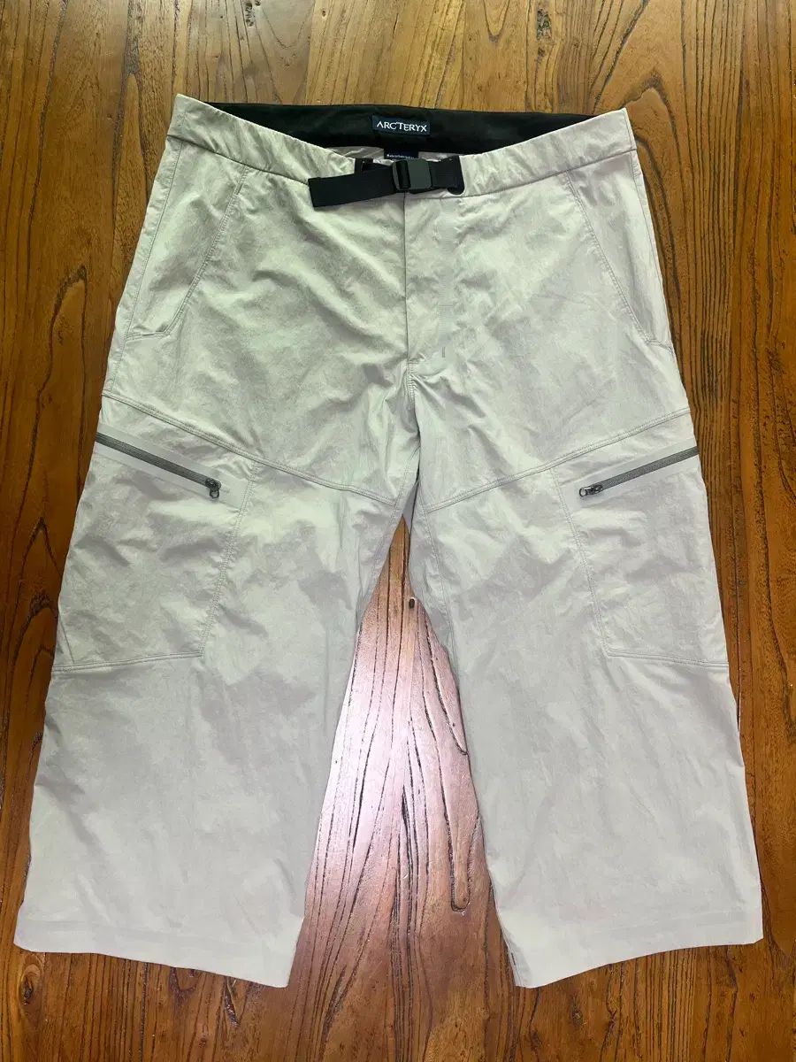 34 ARC'TERYX アークテリクス 旧モデル 7分 ズボン