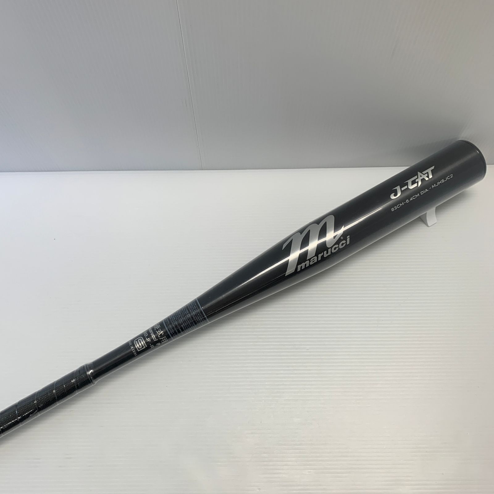 マルーチ marucci J-CAT 硬式 大人 一般 金属製バット MJHSJC2 ミドルバランス 未使用品 野球 7995