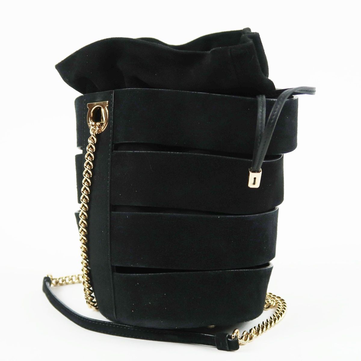 【美品】Ferragamo フェラガモ スエード チェーンショルダーバッグ ブラック【UD68】