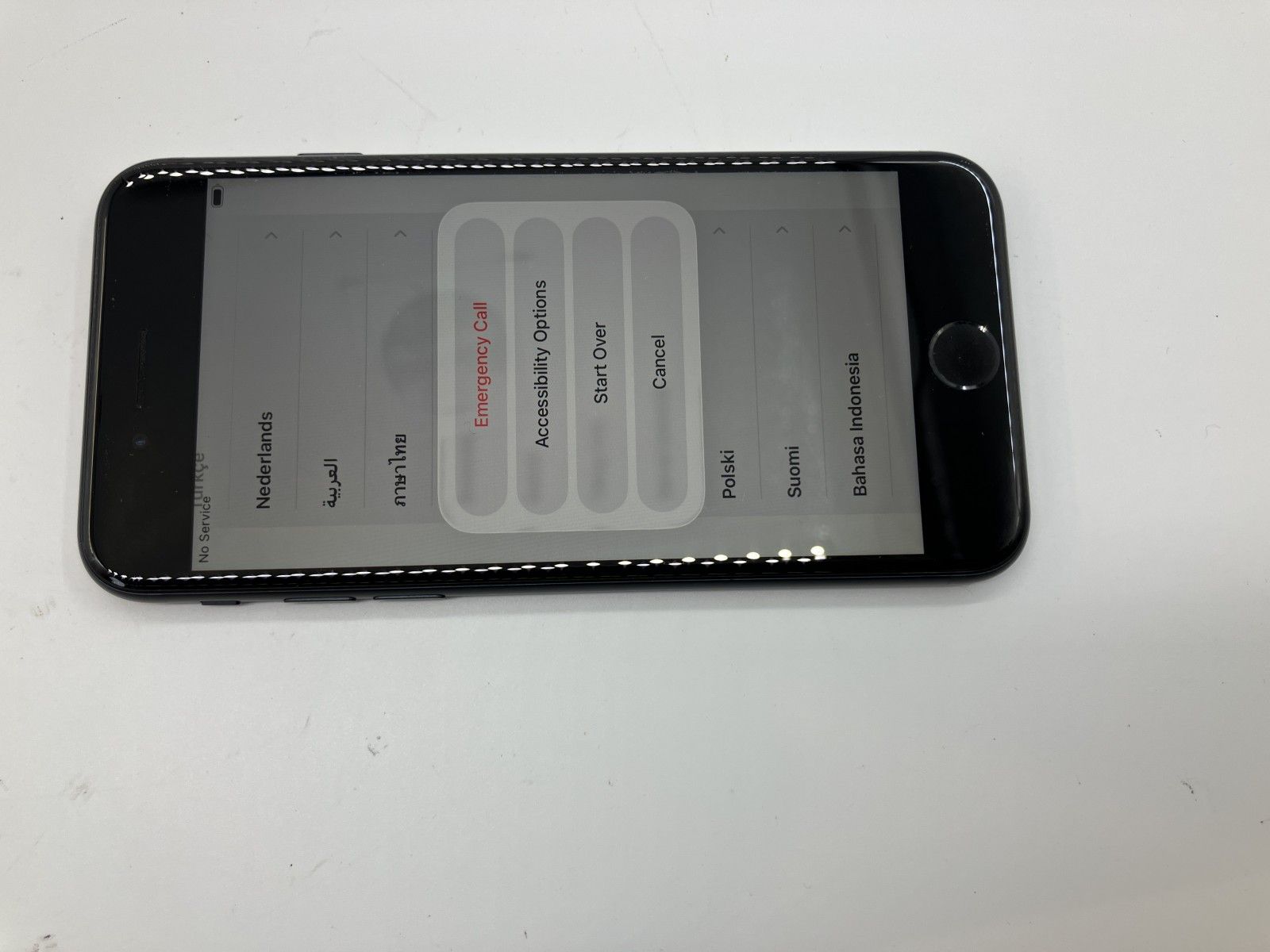 iPhone SE3 64GB ブラック docomo 中古 - メルカリ
