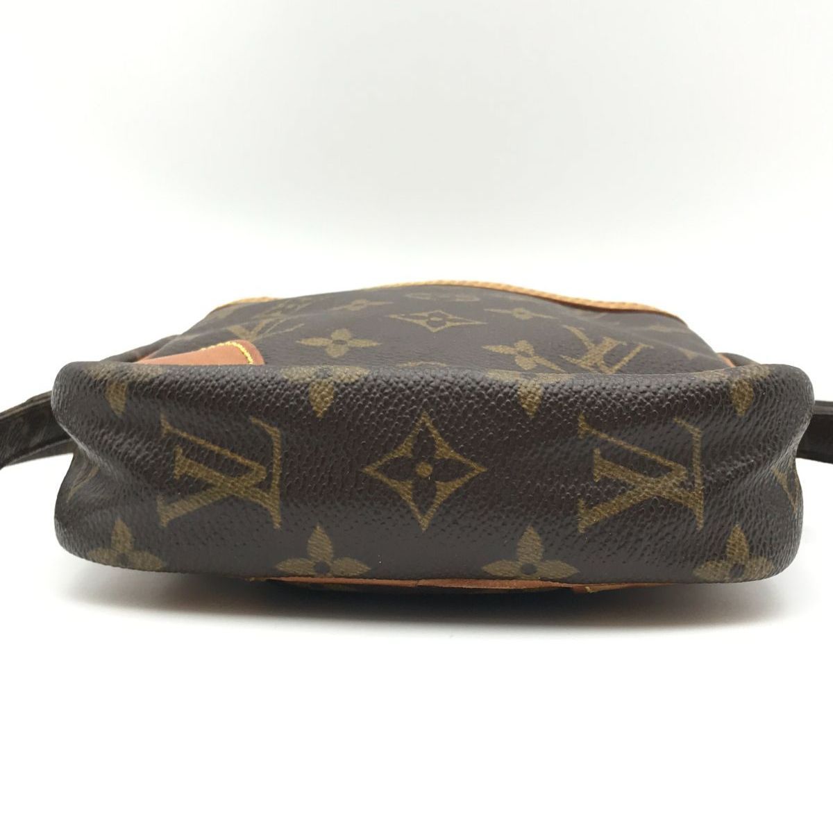 【極美品】 ルイヴィトン　ショルダーバック　ダヌーブ　モノグラム　クロスボディ LOUIS VUITTON ルイヴィトン ショルダーバッグ ミニバッグ ダヌーブ
