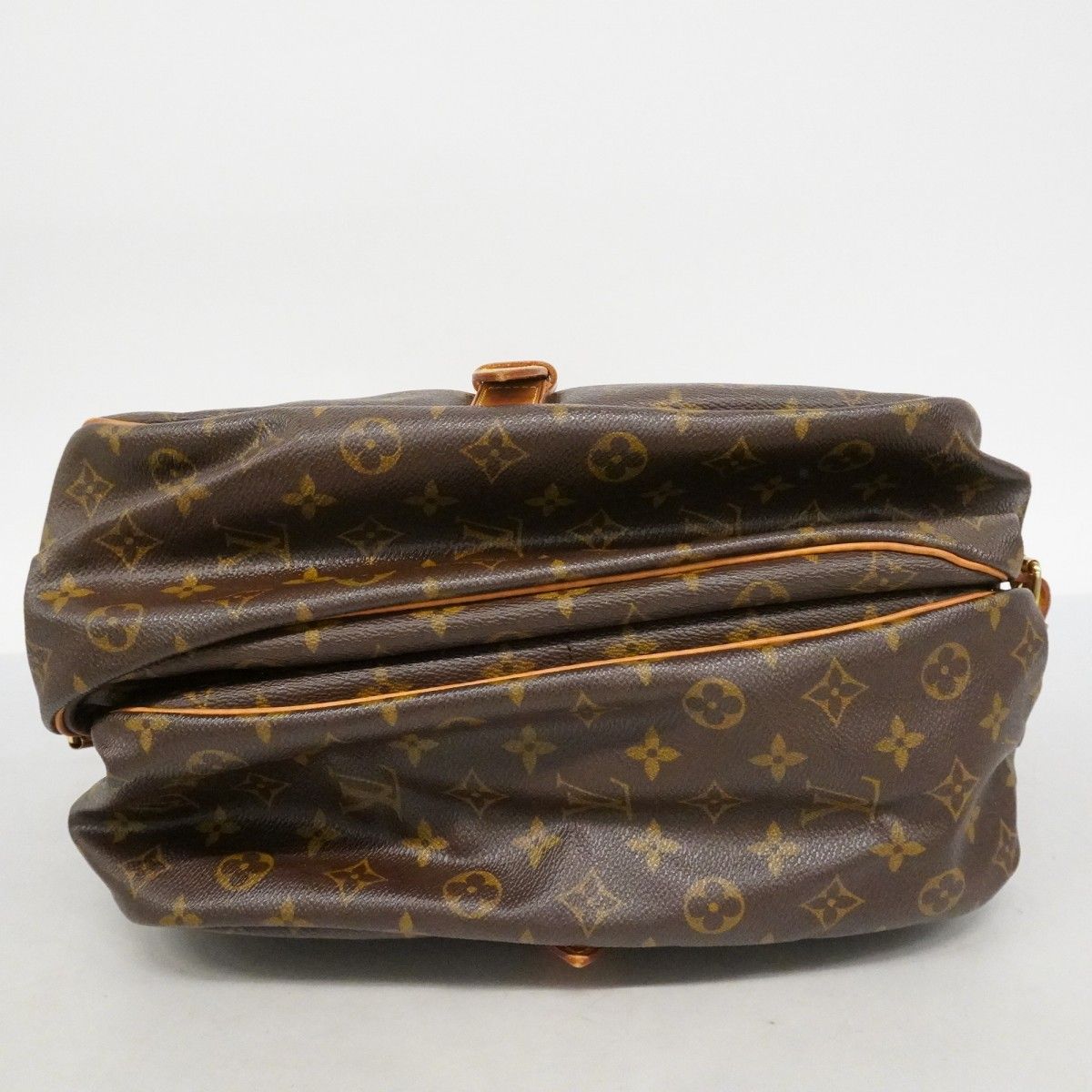 LOUIS VUITTON　ソミュール　モノグラムイディール　中古 6ee5395】ルイヴィトン ショルダーバッグ モノグラム ソミュール35