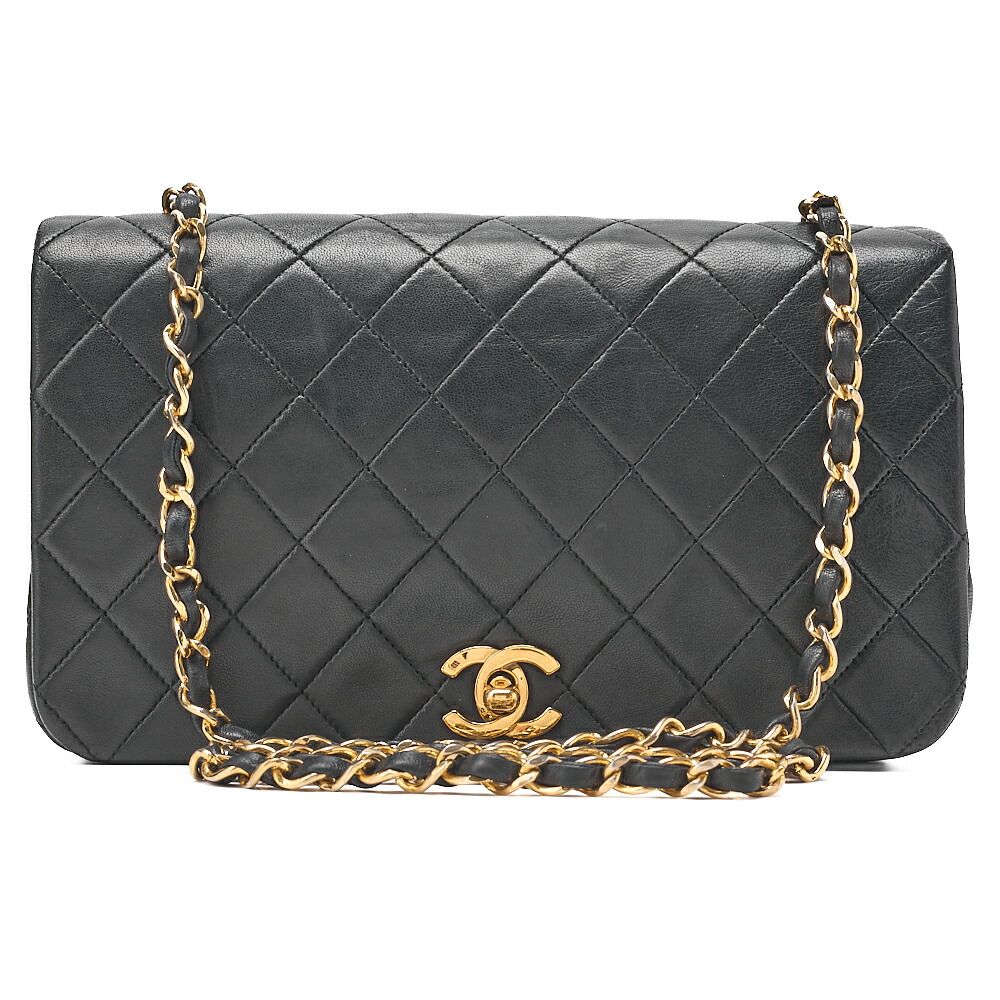 CHANEL ラムスキン マトラッセ　フルフラップ　23cm　チェーンショルダー　黒　ゴールド金具　フルフラップ　 ターンロック ブランド【中古】【送料無料】