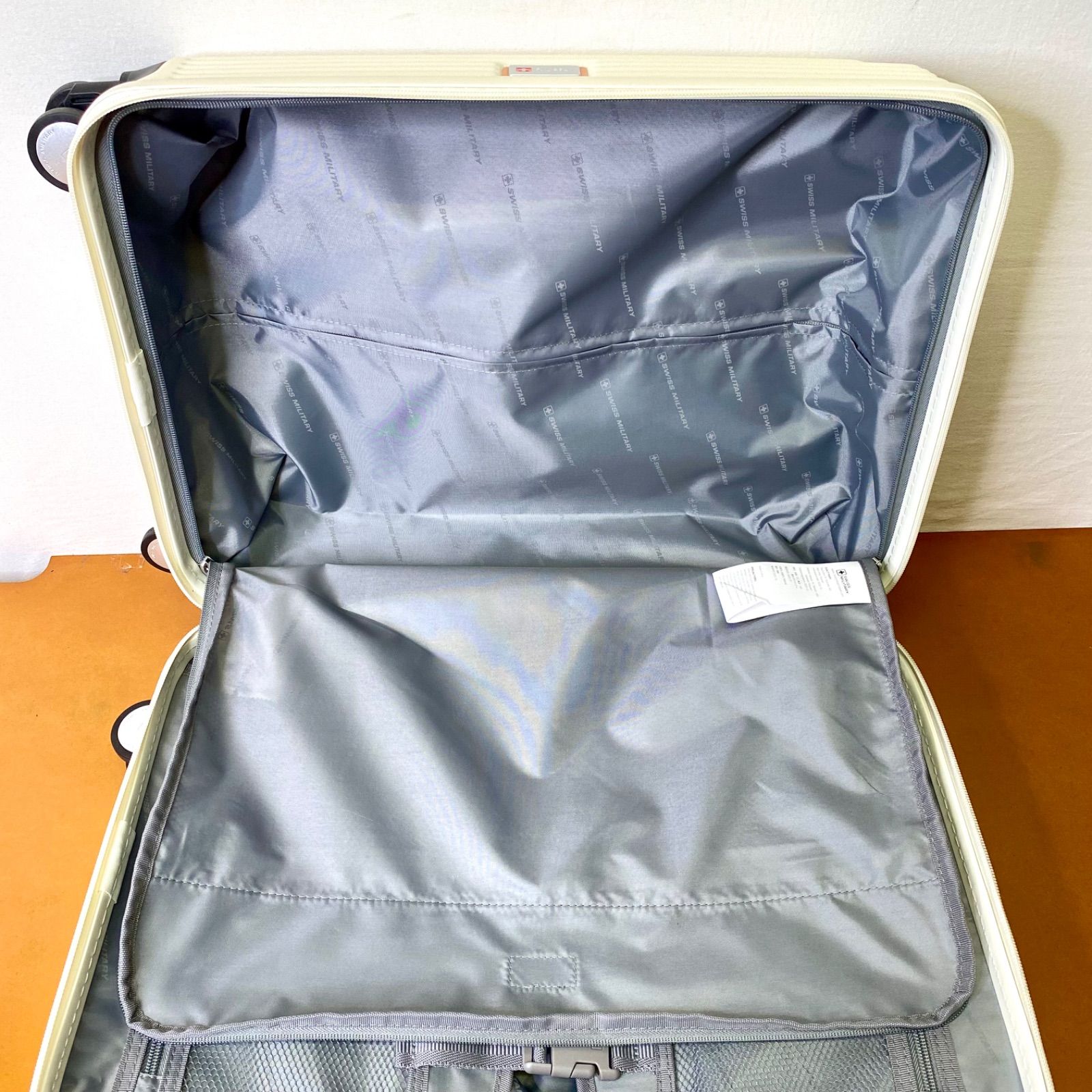 スイスミリタリー スーツケース 20インチ 38.5L 機内持ち込みサイズ SM
