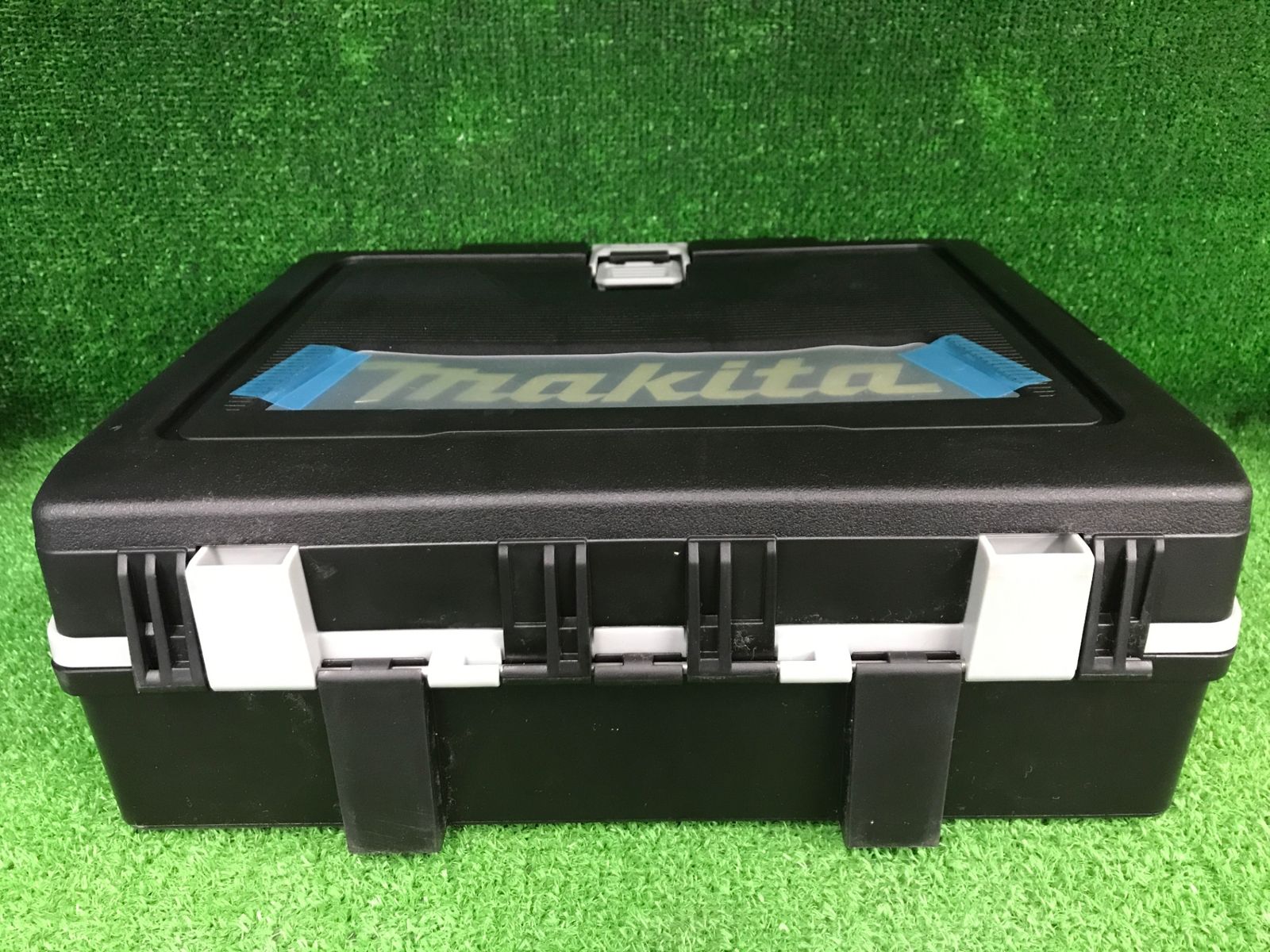 【未使用品】【0906】★makita(マキタ) 18v充電式インパクトドライバ LXT20周年モデル プレミアムグレージュ(フルセット) TD173DGXPG ITUK4KNN3J8W 【未使用品】【0906】★makita(マキタ) 18v充電式インパクトドライバ LXT20周年モデル プレミアムグレージュ(フルセット) TD173DGXPG ITUK4KNN3J8W
