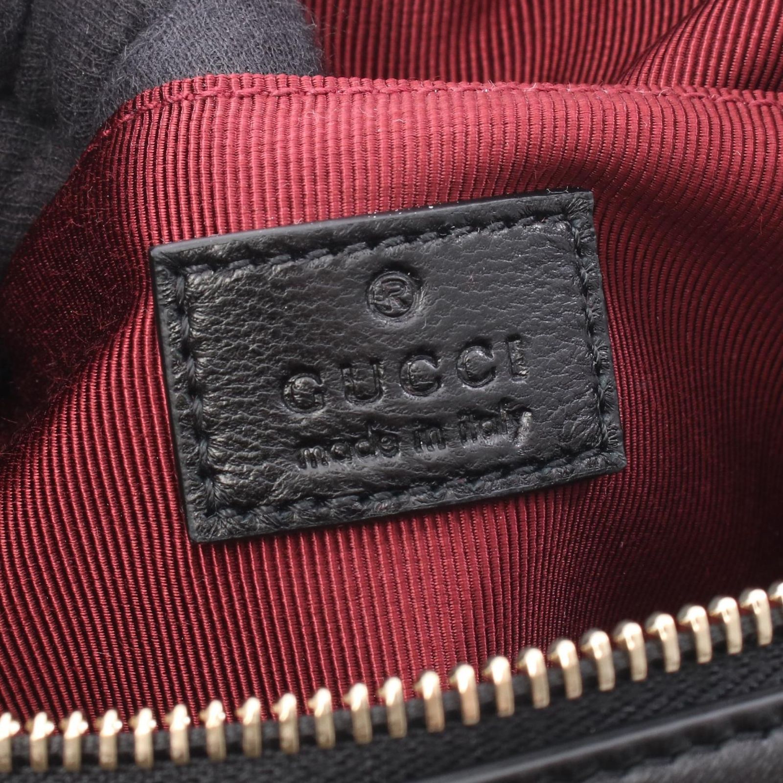 グッチ GUCCI ショルダーバッグ GGマーモント スモール カメラバッグ 855273AAFXD1000 ブラック レザー ショルダーバッグ レディース 新品