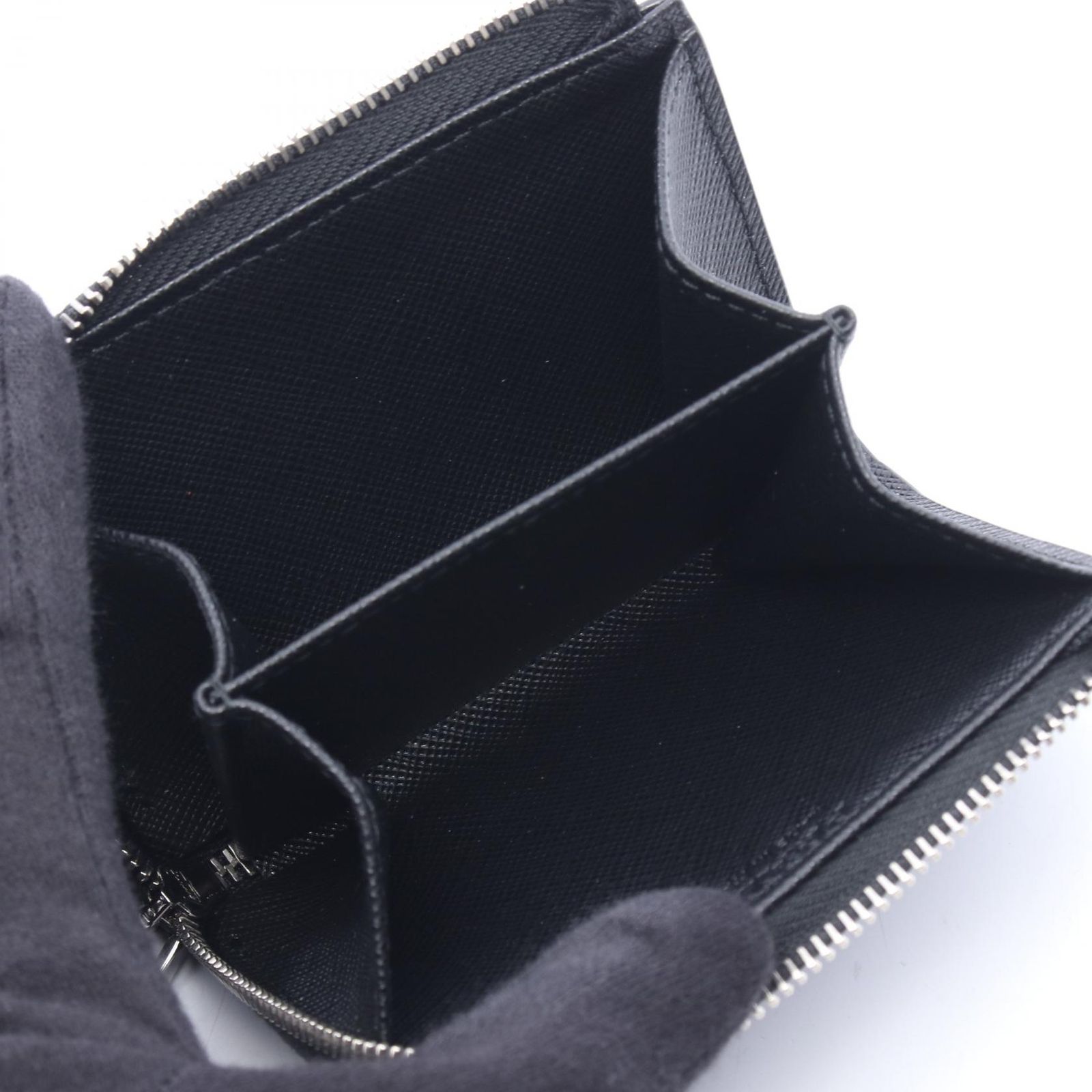 プラダ PRADA コインケース SAFFIANO TRIANG カードケース 2MC129QHHF0002 ブラック サフィアーノレザー カードケース レディース 新品 プラダ PRADA コインケース SAFFIANO TRIANG カードケース 2MC129QHHF0002 ブラック サフィアーノレザー カードケース レディース 新品