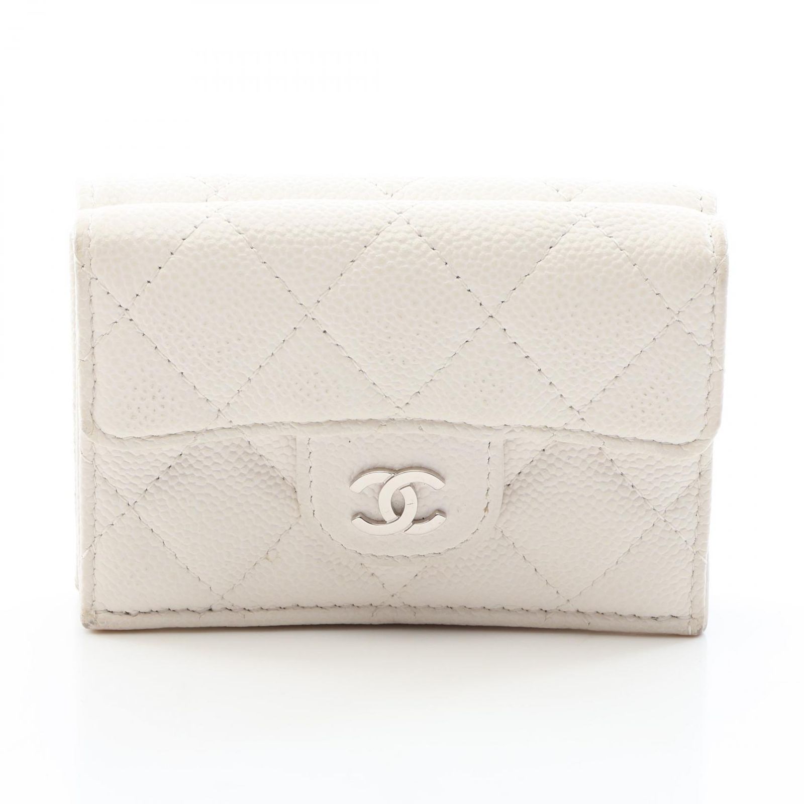 シャネル CHANEL 三つ折り財布 クラシック スモール フラップ ウォレット マトラッセ ホワイト キャビアスキン(グレインドカーフ) マトラッセ スモール フラップ ウォレット