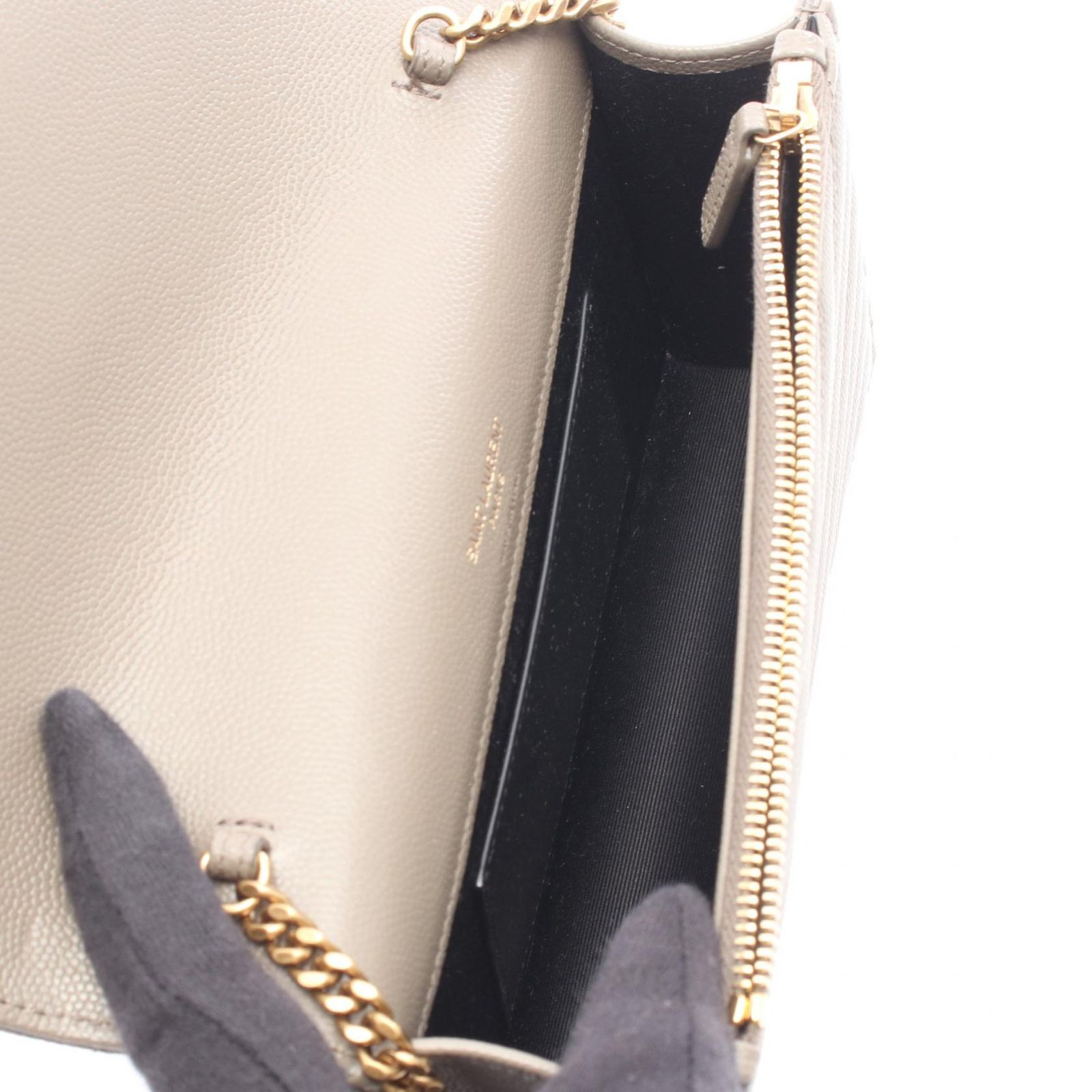 サンローランパリ SAINT LAURENT PARIS ショルダーバッグ カサンドラ エンベロープ 862439AAGA81799 ライトトープ レザー ショルダーバッグ レディース 新品 サンローランパリ SAINT LAURENT PARIS ショルダーバッグ カサンドラ エンベロープ 862439AAGA81799 ライトトープ レザー ショルダーバッグ レディース 新品