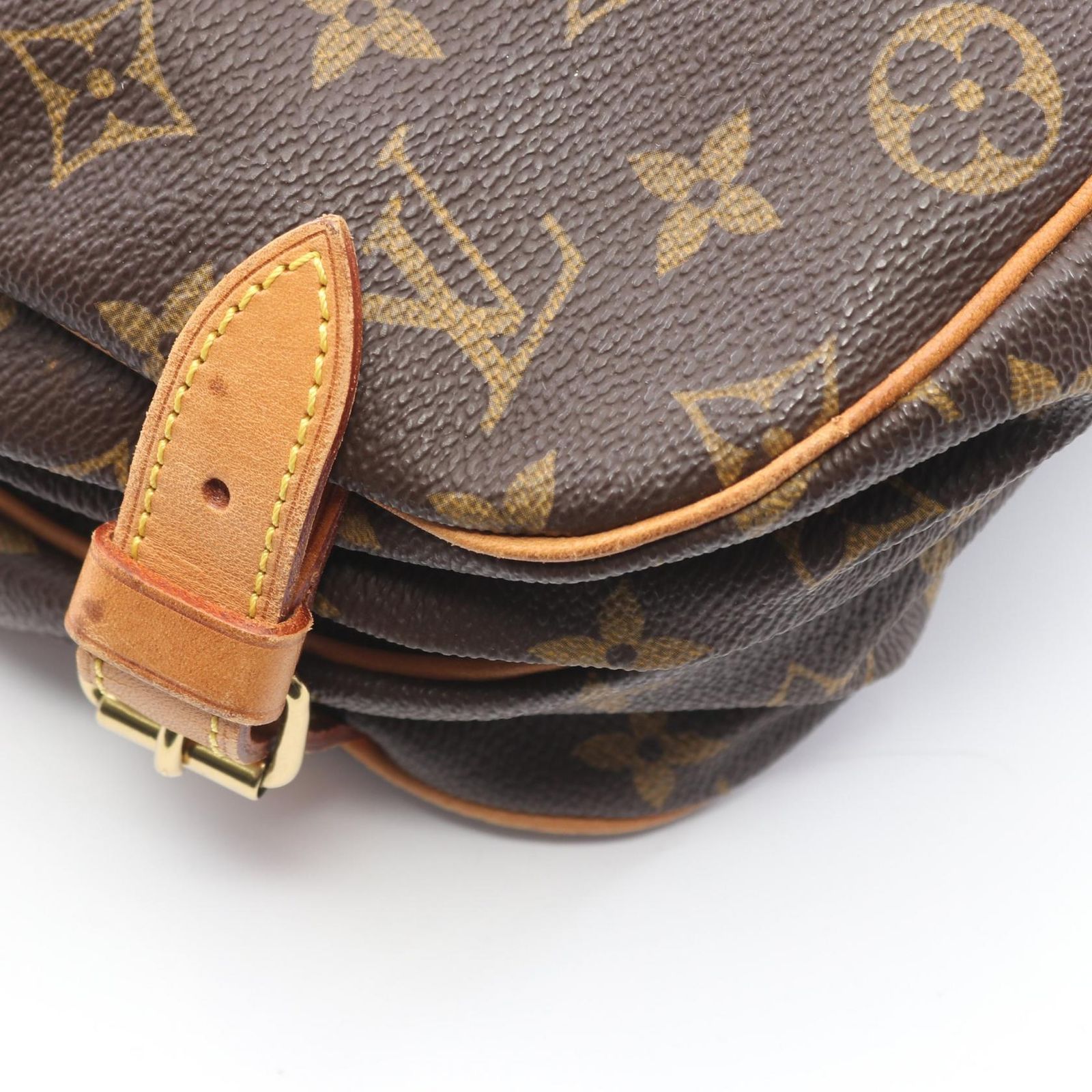 ルイ・ヴィトン LOUIS VUITTON ショルダーバッグ ソミュール30 M42256 PVCコーティングキャンバス レザー ソミュール30 レディース Used B