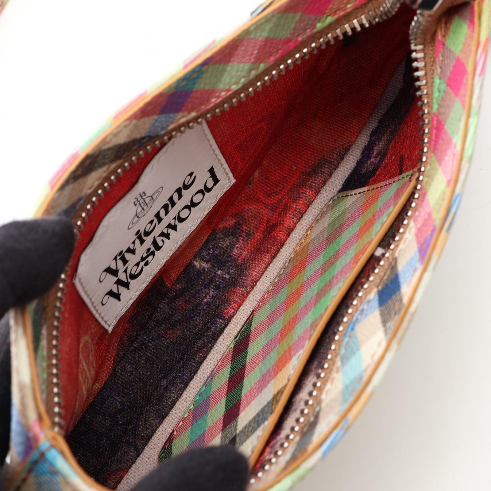 ヴィヴィアンウエストウッド Vivienne Westwood ショルダーバッグ TASHA SHOULDER PHONE BAG 5801000JWS001SO315 マルチ PVCコーティングキャンバス ショルダーバッグ レディース ヴィヴィアンウエストウッド Vivienne Westwood ショルダーバッグ TASHA SHOULDER PHONE BAG 5801000JWS001SO315 マルチ PVCコーティングキャンバス ショルダーバッグ レディース