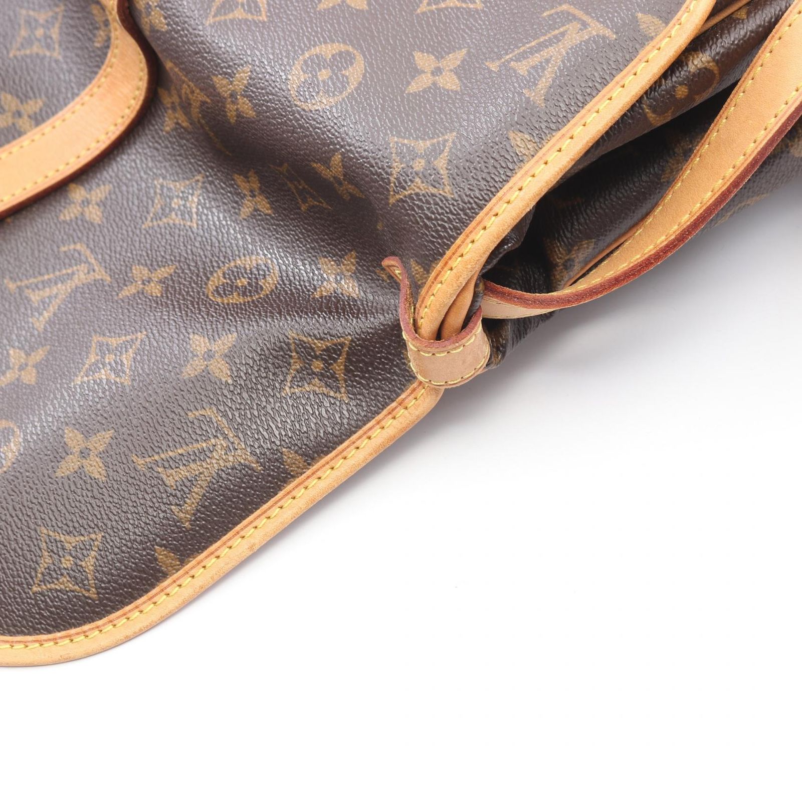 ルイ・ヴィトン LOUIS VUITTON ショルダーバッグ ソミュール30 M42256 PVCコーティングキャンバス レザー ソミュール30 レディース Used B