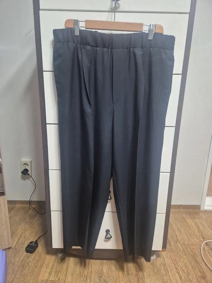 COS 코스 メンズ ジュン 靴 夏 スラックス 52サイズ(XL) 34 36 COS 코스 メンズ ジュン 靴 夏 スラックス 52サイズ(XL) 34 36