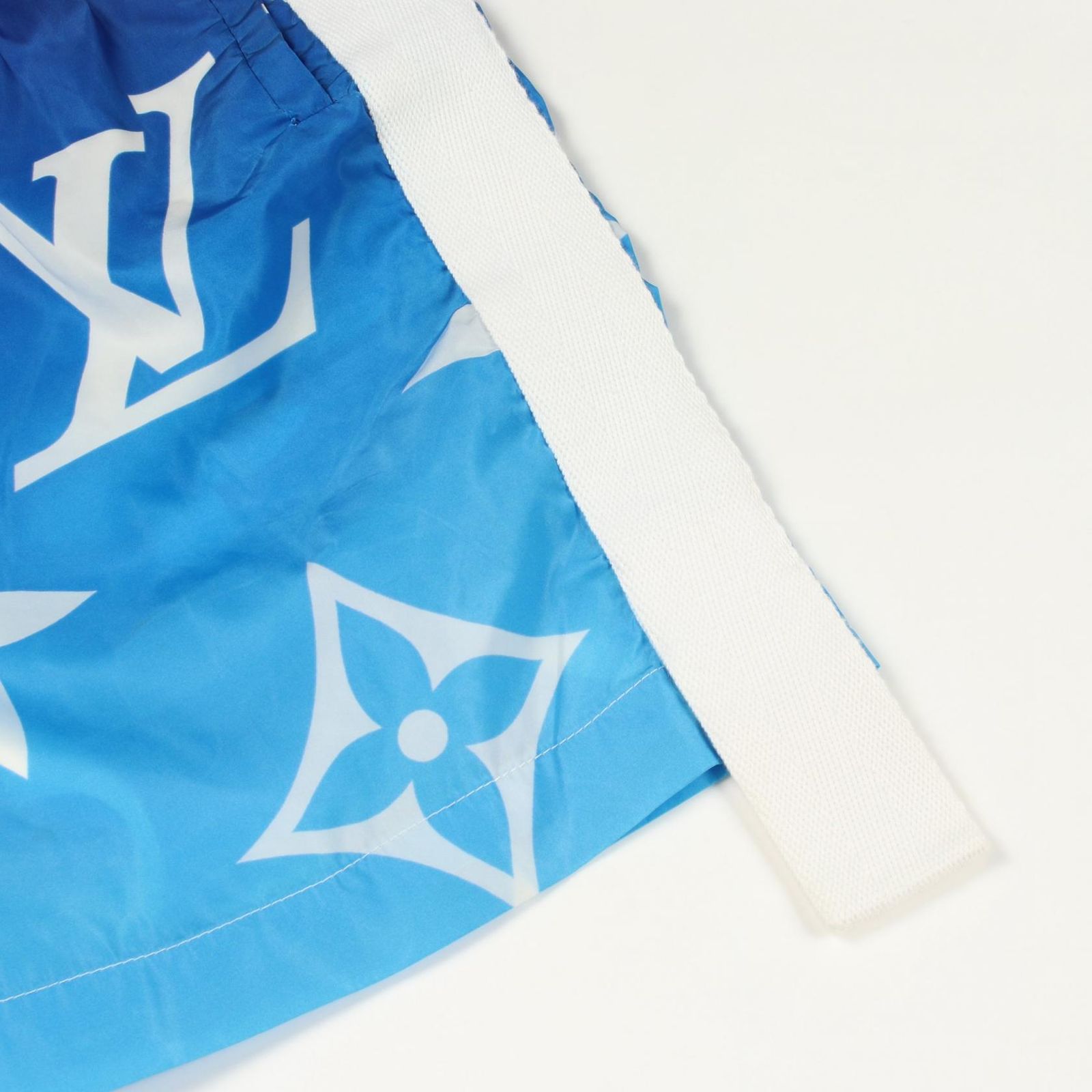 ルイ・ヴィトン LOUIS VUITTON パンツ サンセットモノグラム スポーツショーツ ナイロン ショートパンツ レディース Used B