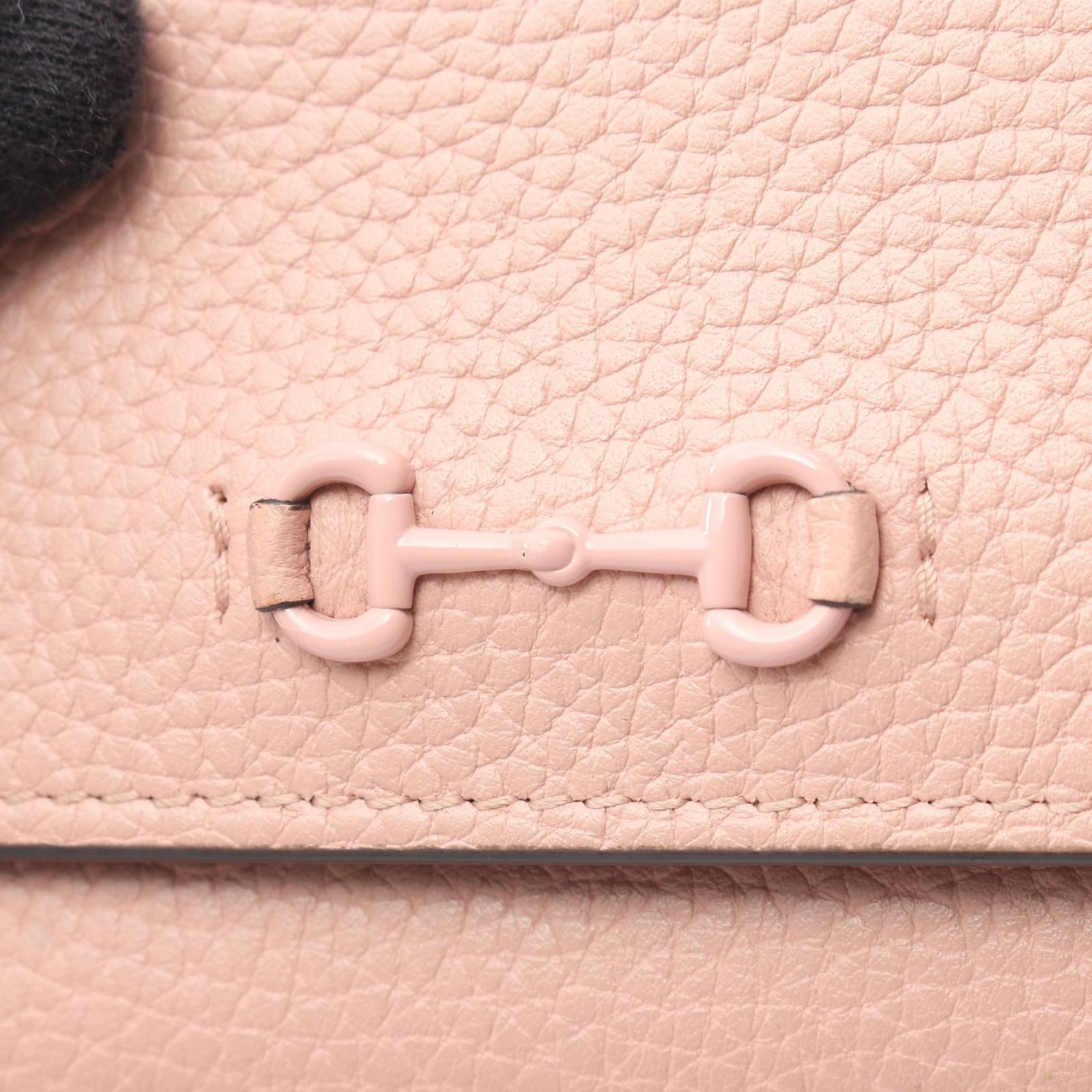 グッチ GUCCI 二つ折り財布 ホースビット 745981 ピンク レザー ホース