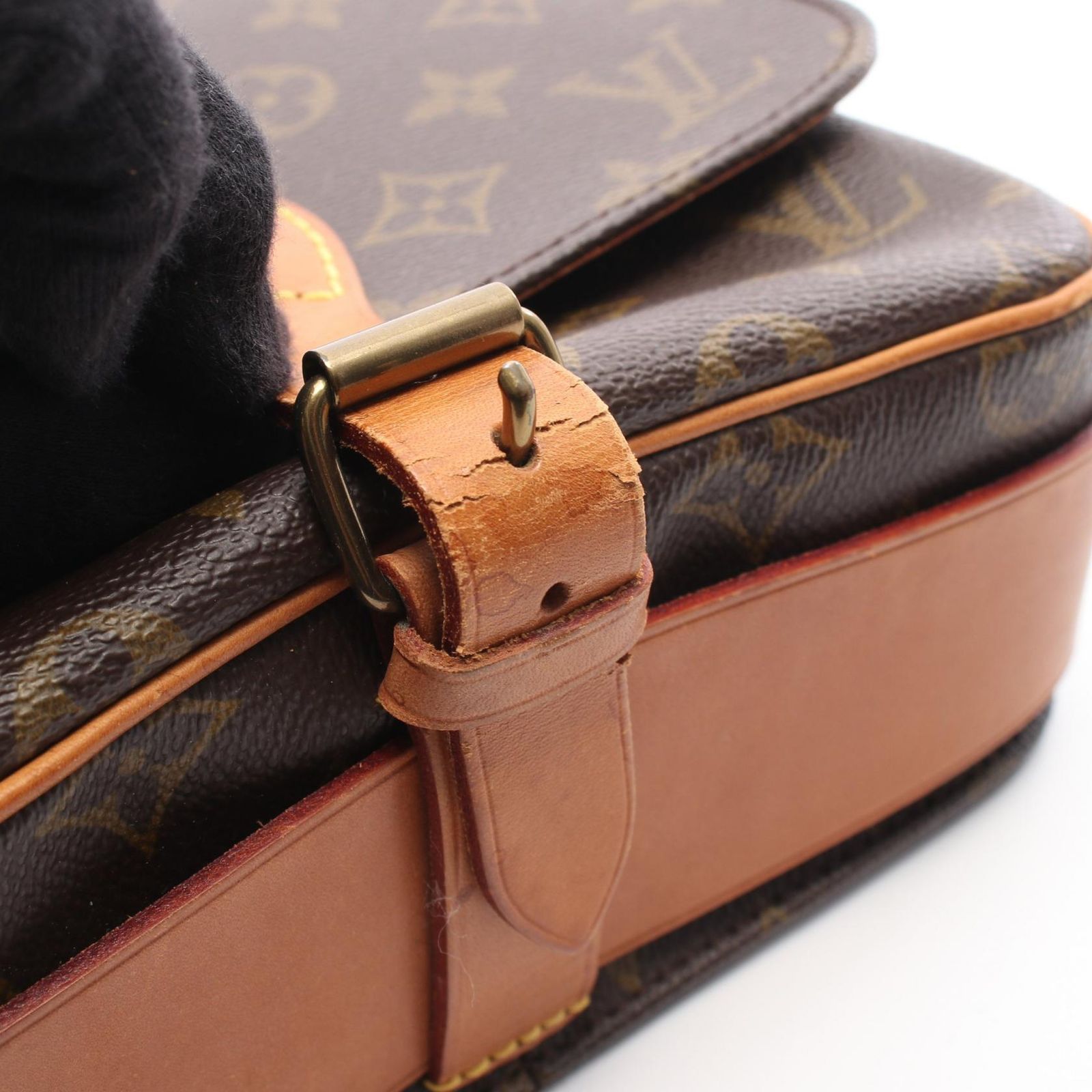ルイ・ヴィトン LOUIS VUITTON ショルダーバッグ カルトシエールMM モノグラム M51253 PVCコーティングキャンバス レザー カルトシエーMM レディース Used B