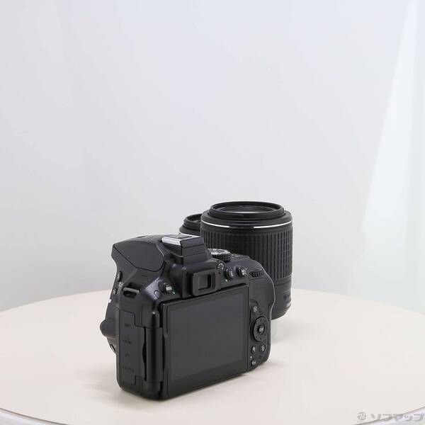 ソフマップ 〔中古品〕 NIKON D5300 ダブルズームキット2 ブラック (2416万画素/SDXC)【262】 ソフマップ 〔中古品〕 NIKON D5300 ダブルズームキット2 ブラック (2416万画素/SDXC)【262】