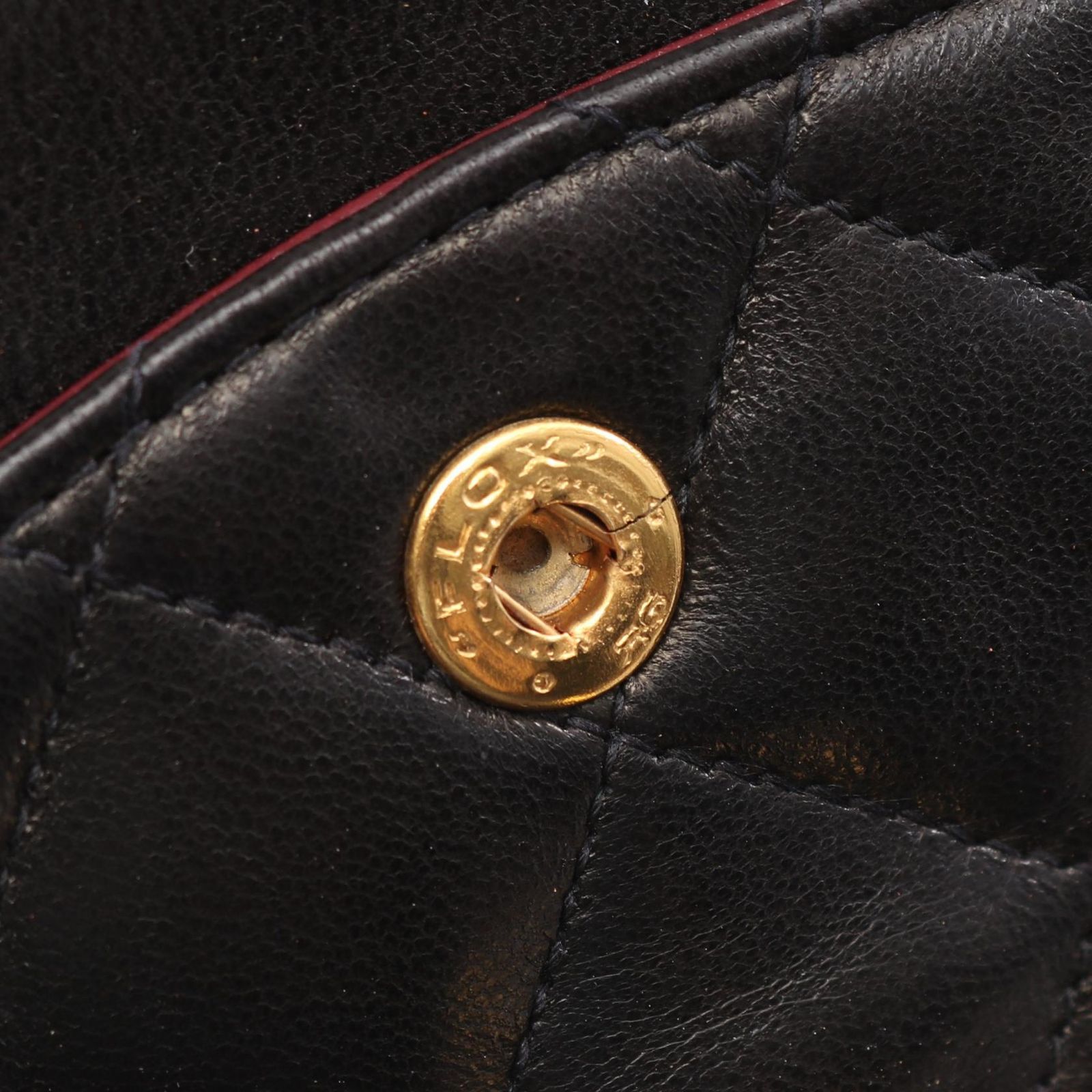 シャネル CHANEL ショルダーバッグ マトラッセ Wフラップ ブラック ラムスキン(羊革) マトラッセ ダブルフラップ チェーンショルダー レディース Used B シャネル CHANEL ショルダーバッグ マトラッセ Wフラップ ブラック ラムスキン(羊革) マトラッセ ダブルフラップ チェーンショルダー レディース Used B