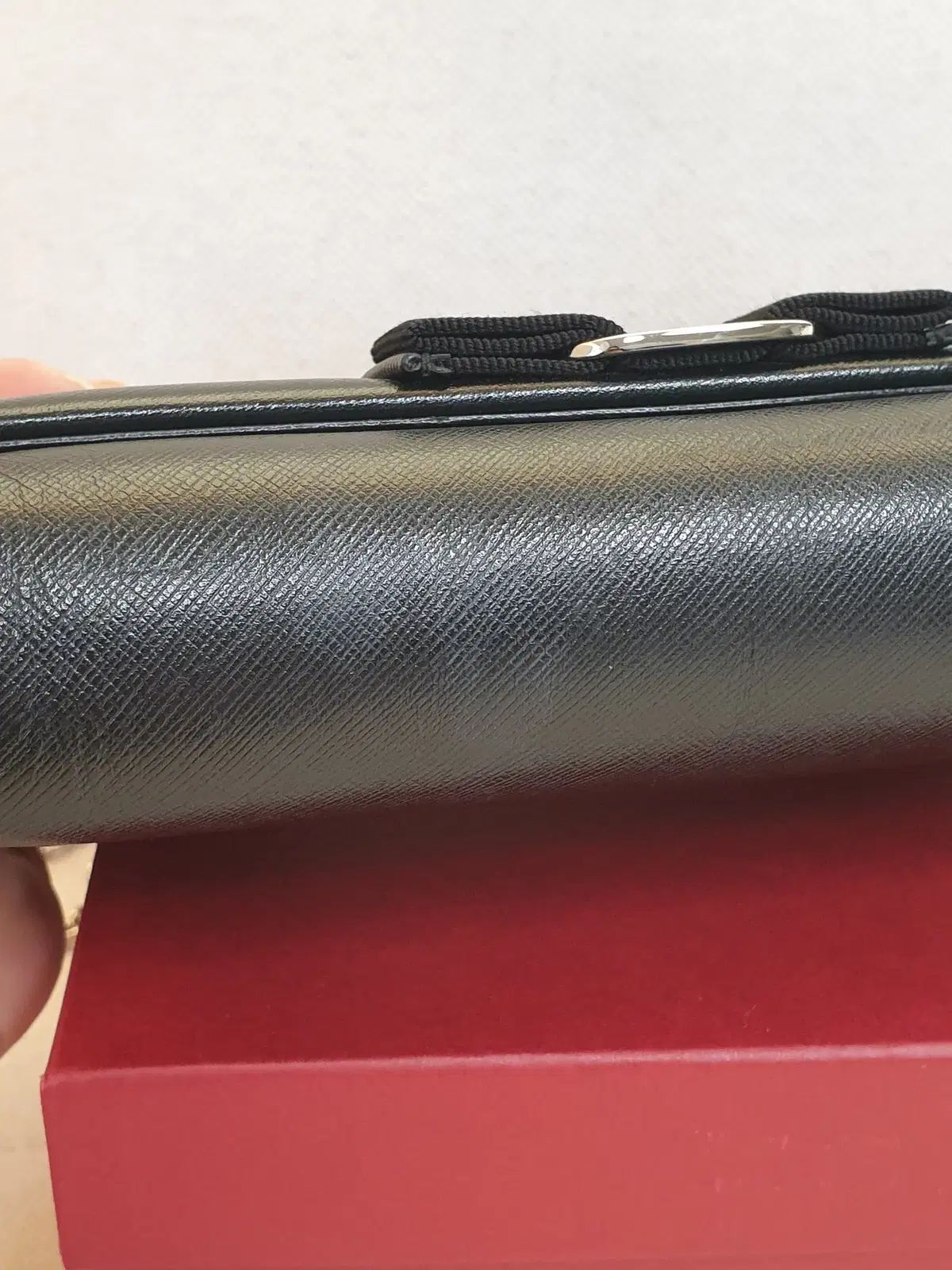 FERRAGAMO フェラガモ ヴァラ ミニバック