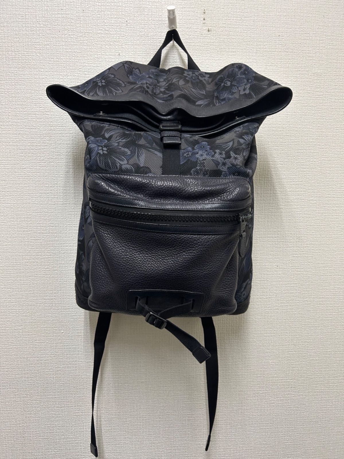 COACH フローラル ハワイアン プリント　リュック　糀谷店