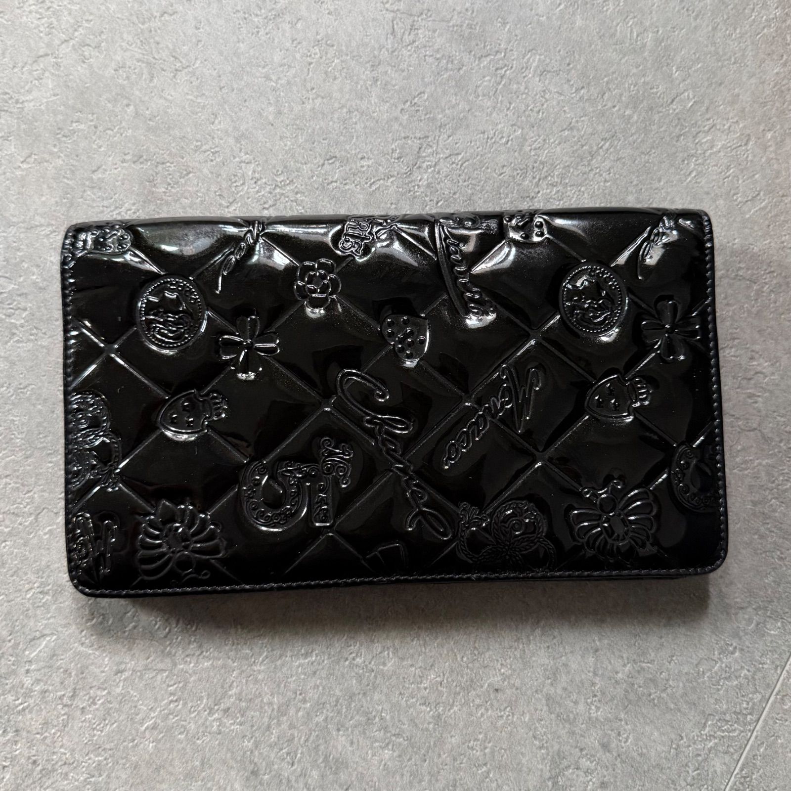 CHANEL シャネル アイコン ココマーク パテントレザー 二つ折り長財布 