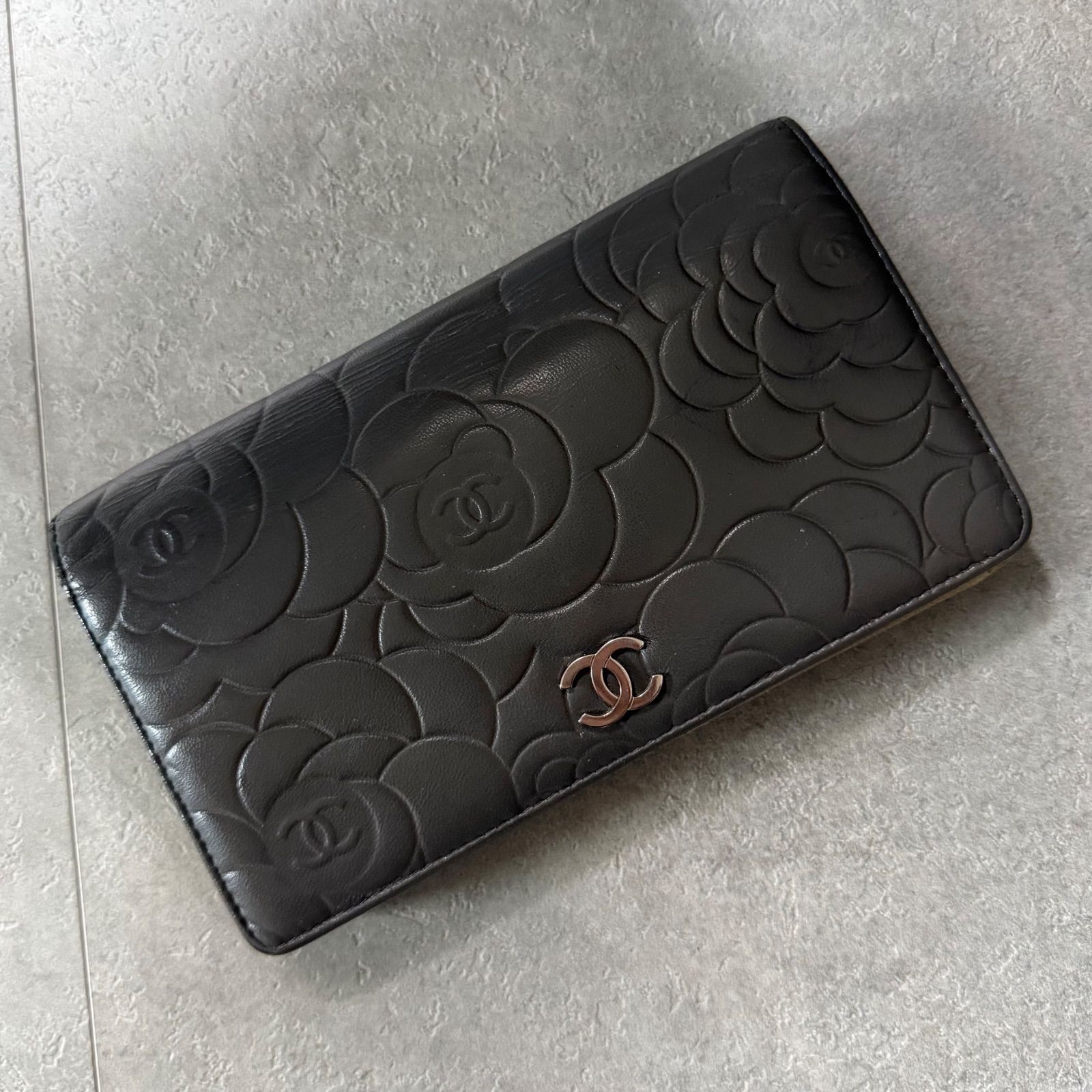 CHANEL シャネル カメリア ココマーク 二つ折り長財布 レザー グレー シルバー金具 ロングウォレット