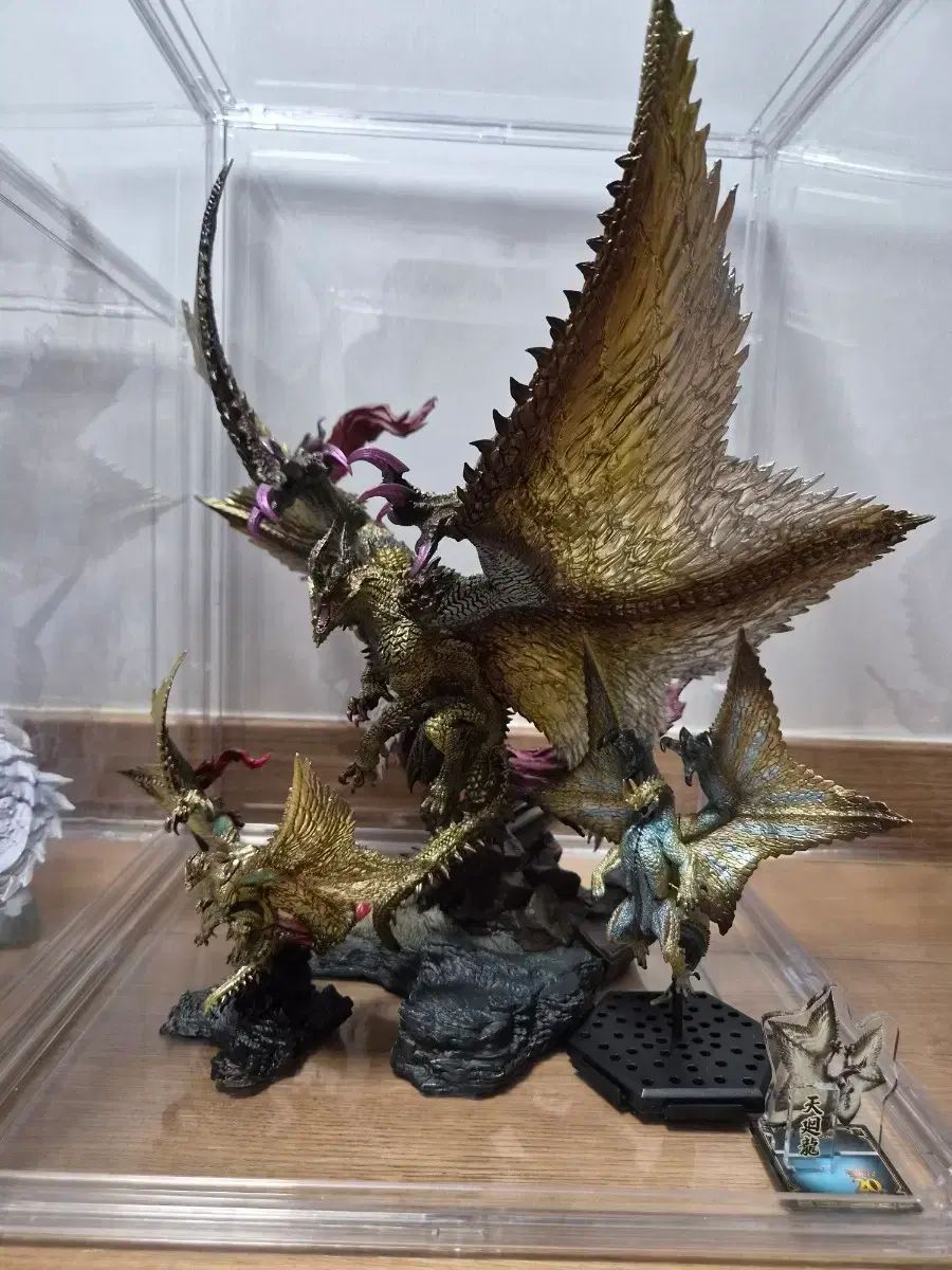 モンハン クリエイターズ シャガルマガラ フィギュア