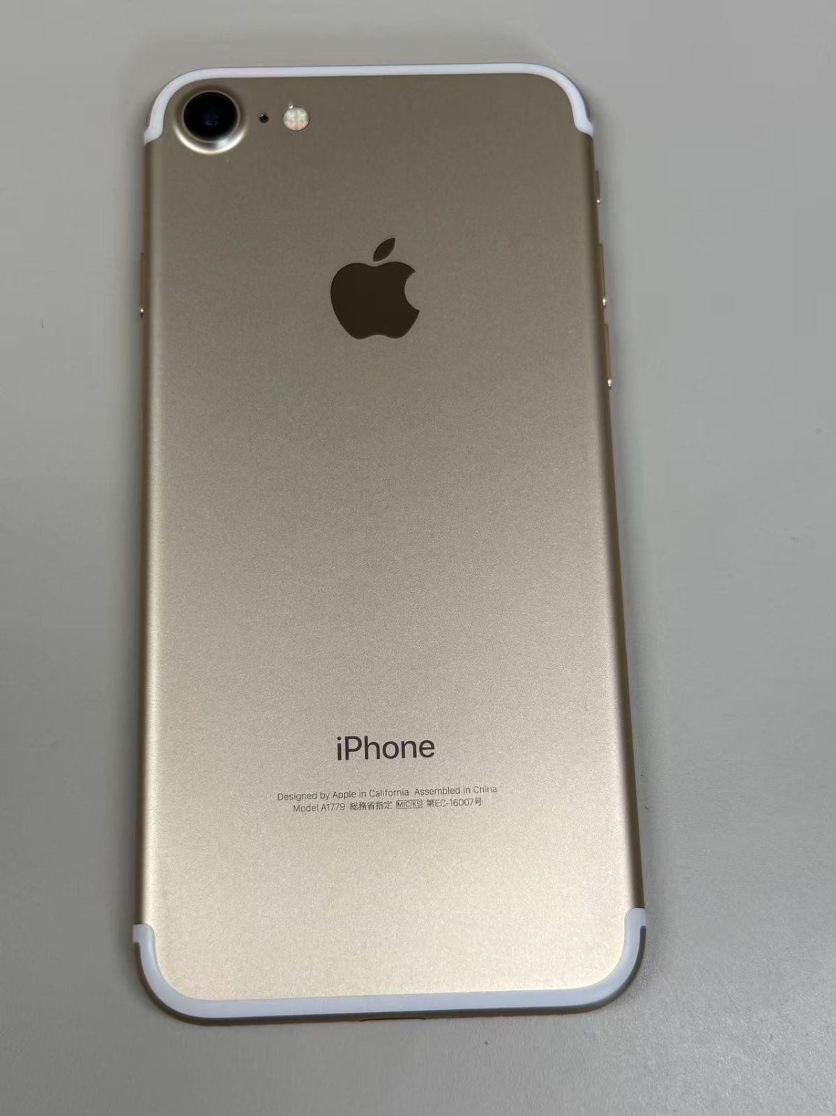 極美品 電池87% SIMフリー iPhone7 32GB ゴールド - メルカリ