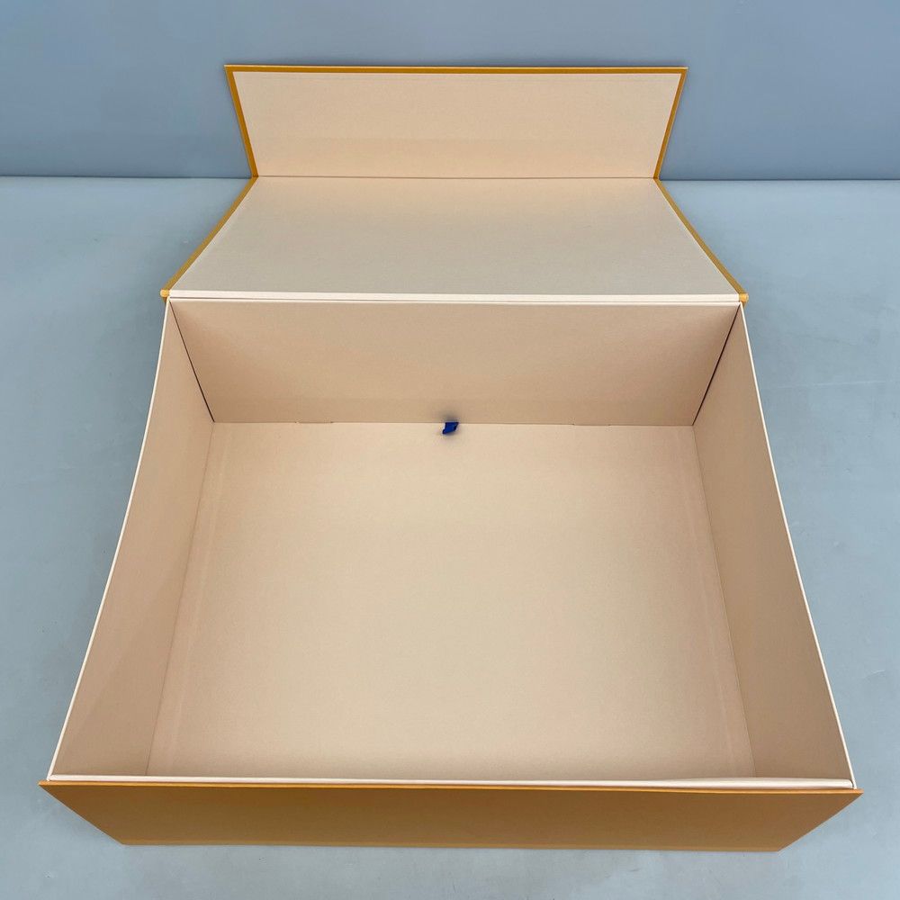 ルイ・ヴィトン LOUIS VUITTON 空箱 2点セット 保存袋付き - メルカリ