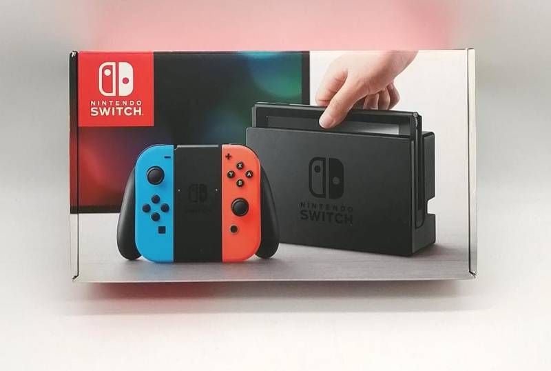 美品！Nintendo Switch ネオンブルー/ (R) ネオンレッド】 - メルカリ