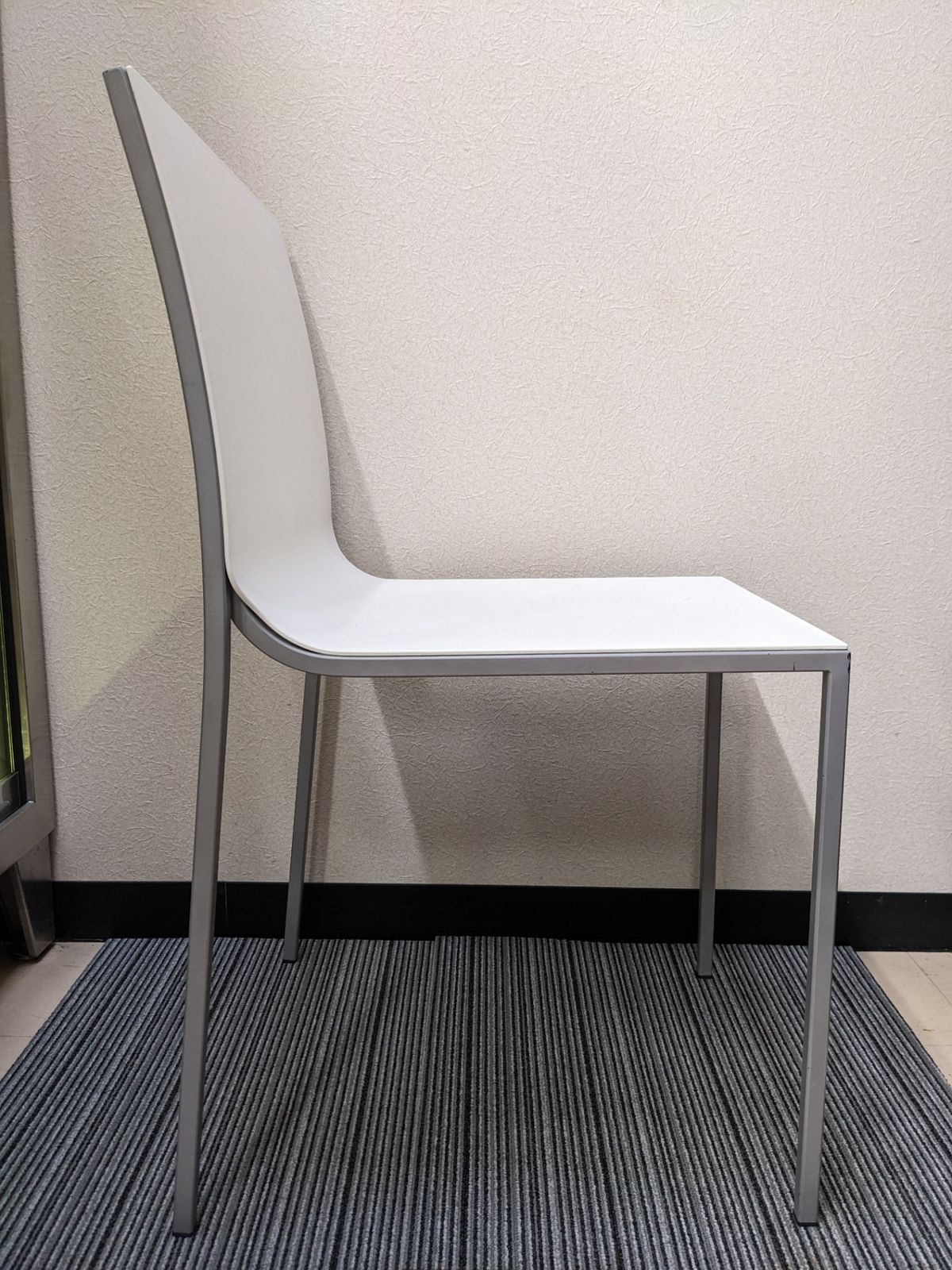カッシーナ◎Cassina ixc. LIVIT スタッキングチェア ダイニングチェア