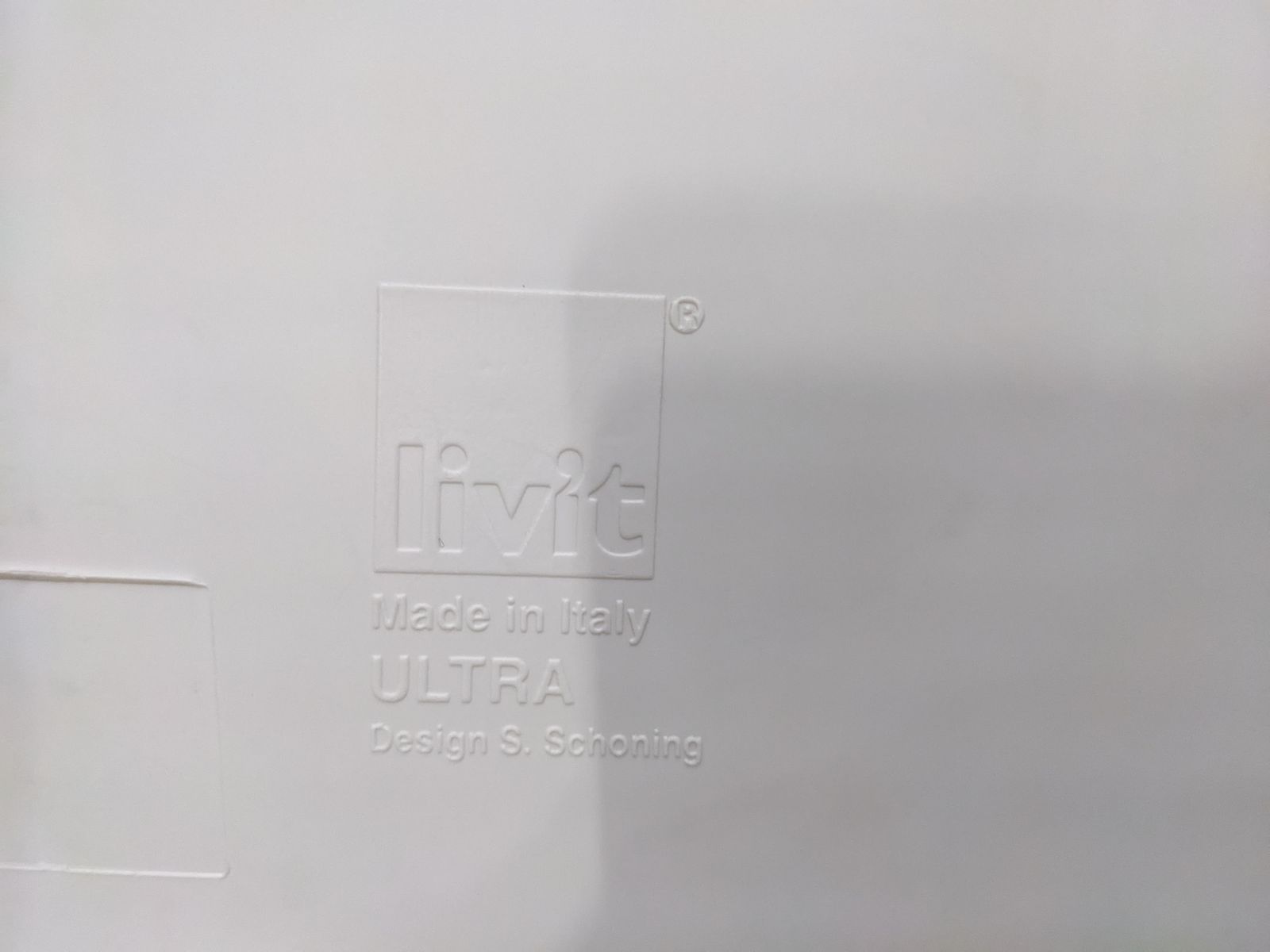 カッシーナ◎Cassina ixc. LIVIT スタッキングチェア ダイニングチェア
