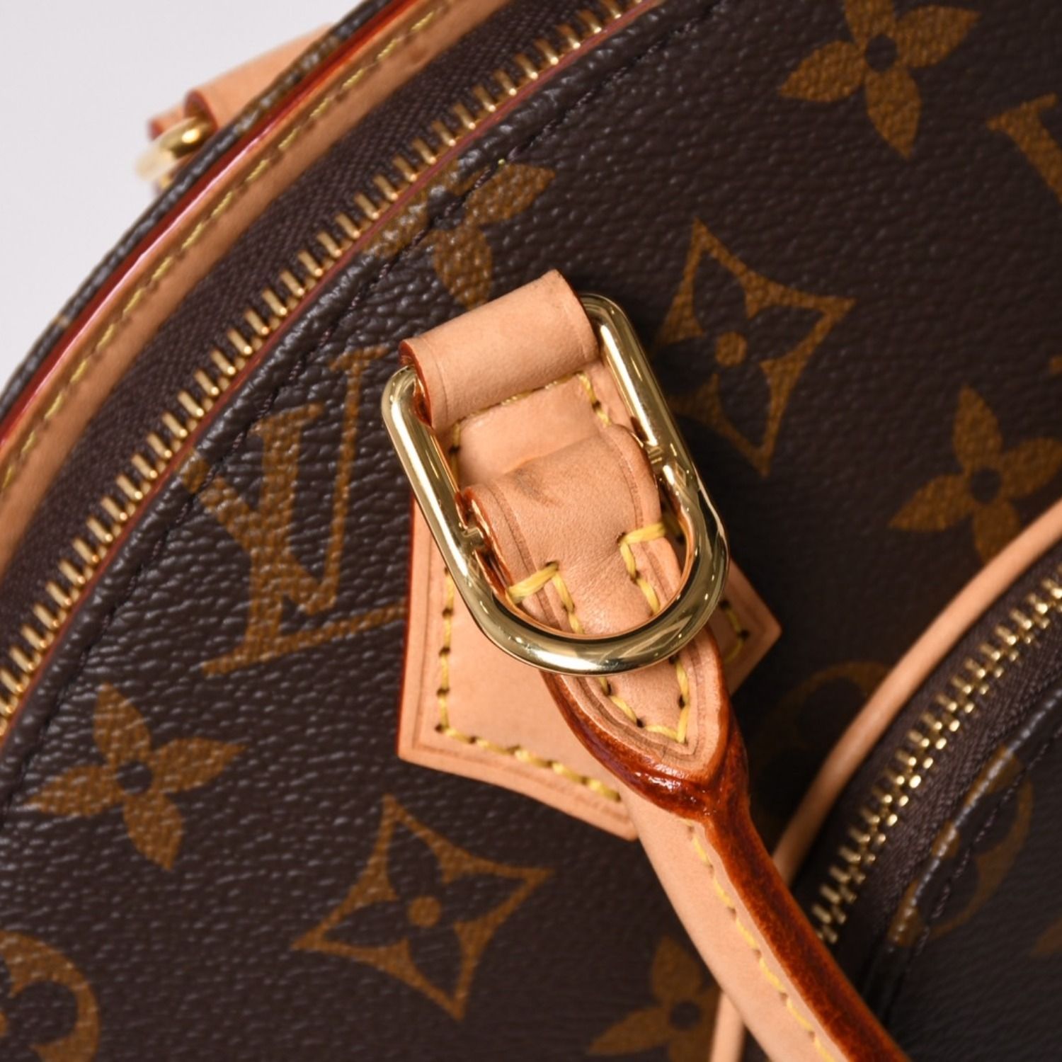 メルカリ落札済☆未使用【LOUIS VUITTON ルイヴィトン】エリプスPM 新品同様 LOUIS VUITTON ルイヴィトン エリプスPM ハンドバッグ M46196