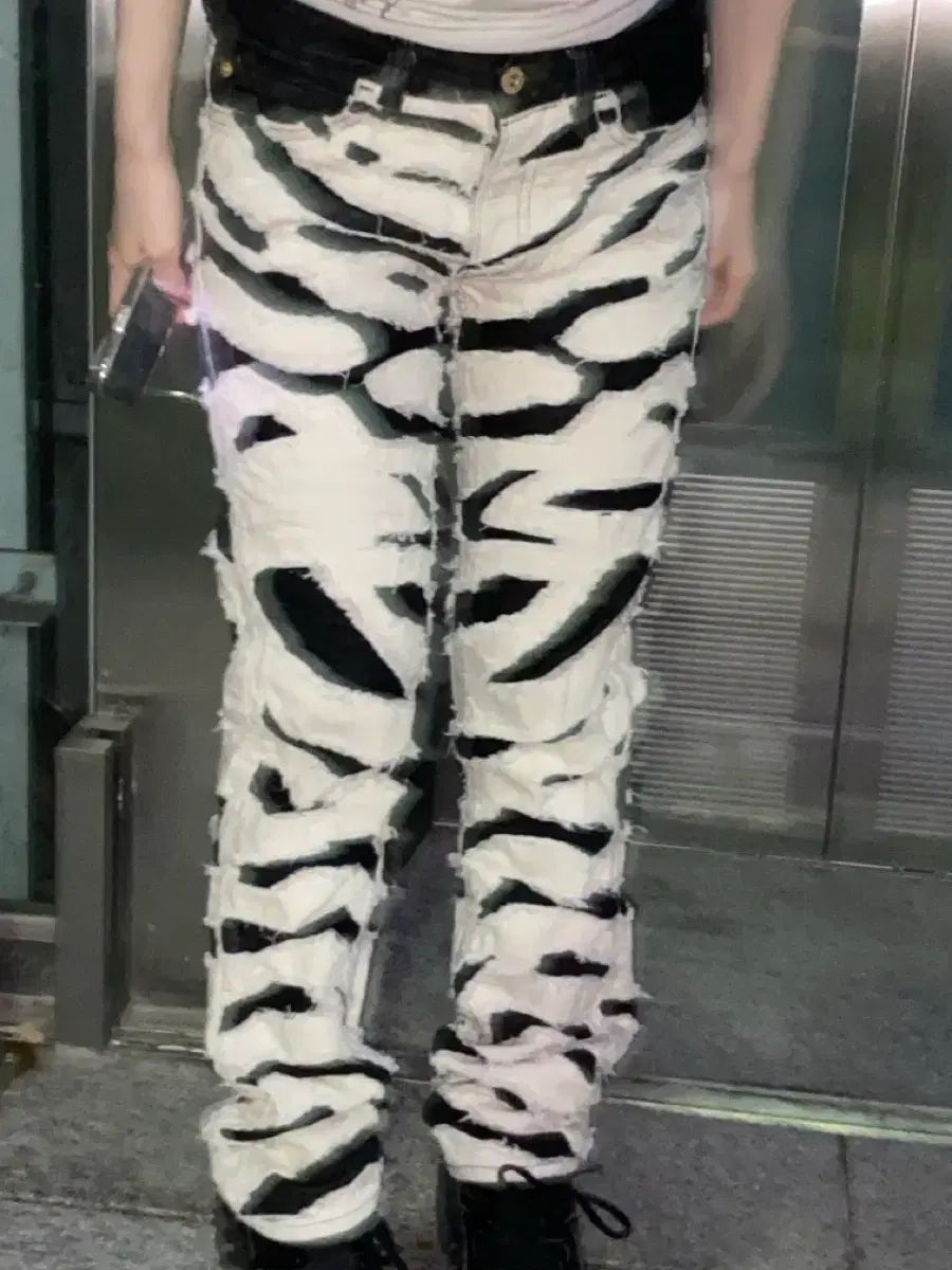 チップマンデー G-DRAGON（ジードラゴン） スリムフィット デニム パンツ