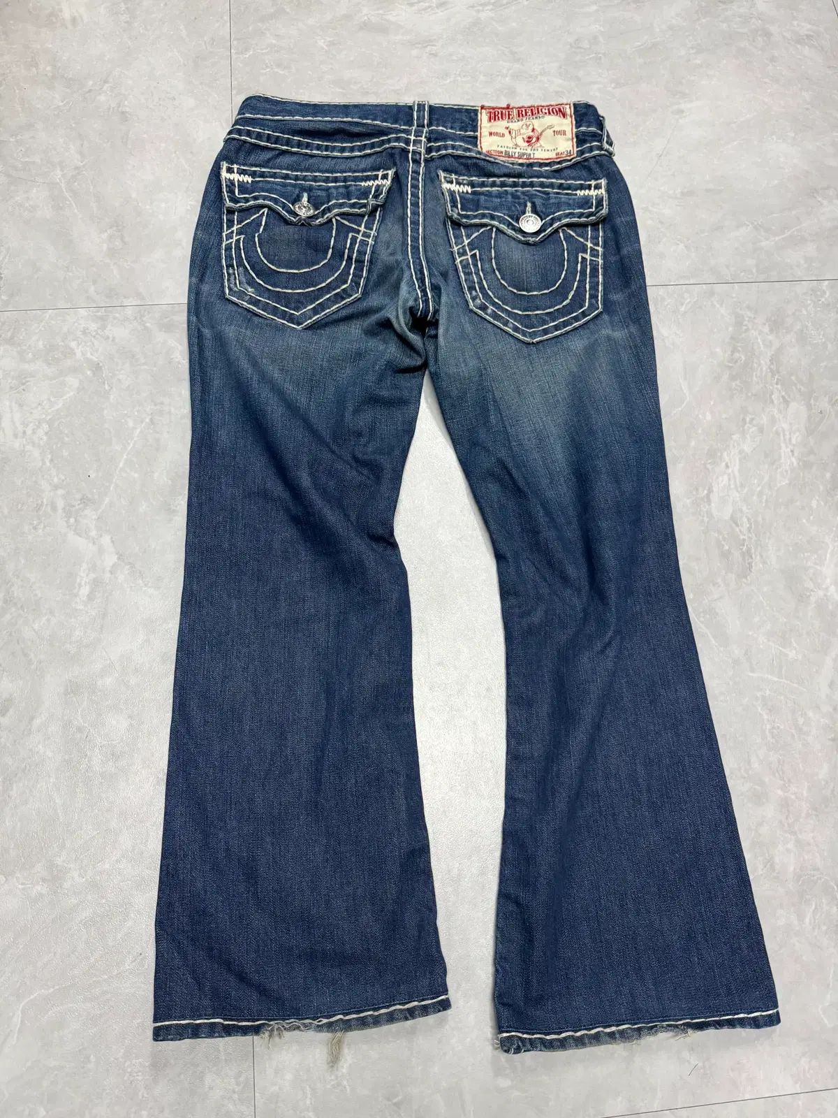 32トゥルーレリジョン True Religion