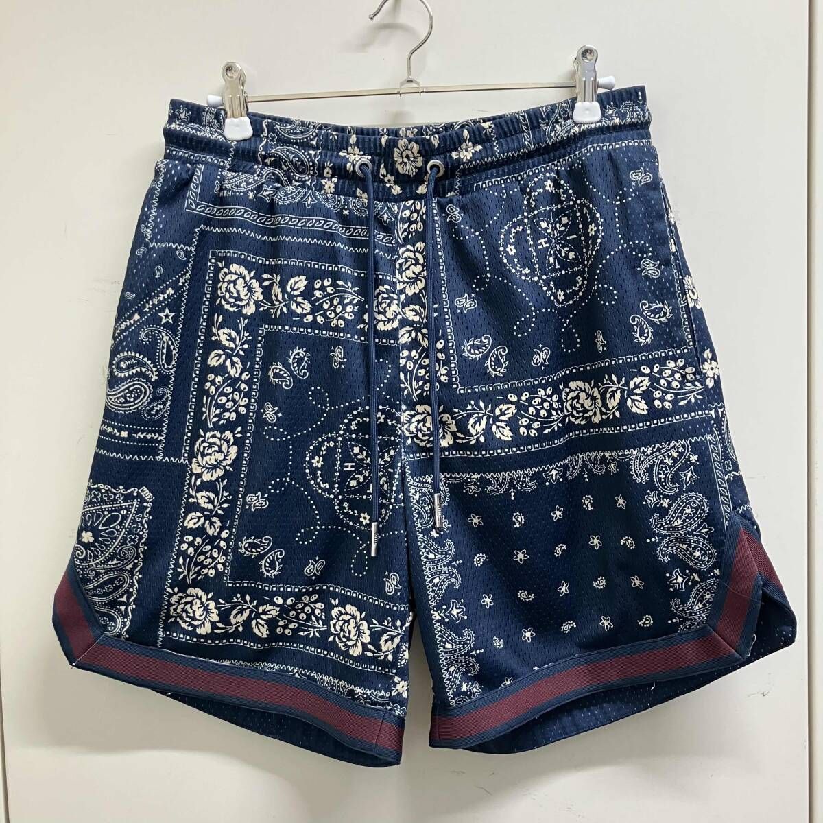 24ss KITH BANDANA MESH CURTIS SHORT ハーフパンツ S ネイビー系 柄 キス