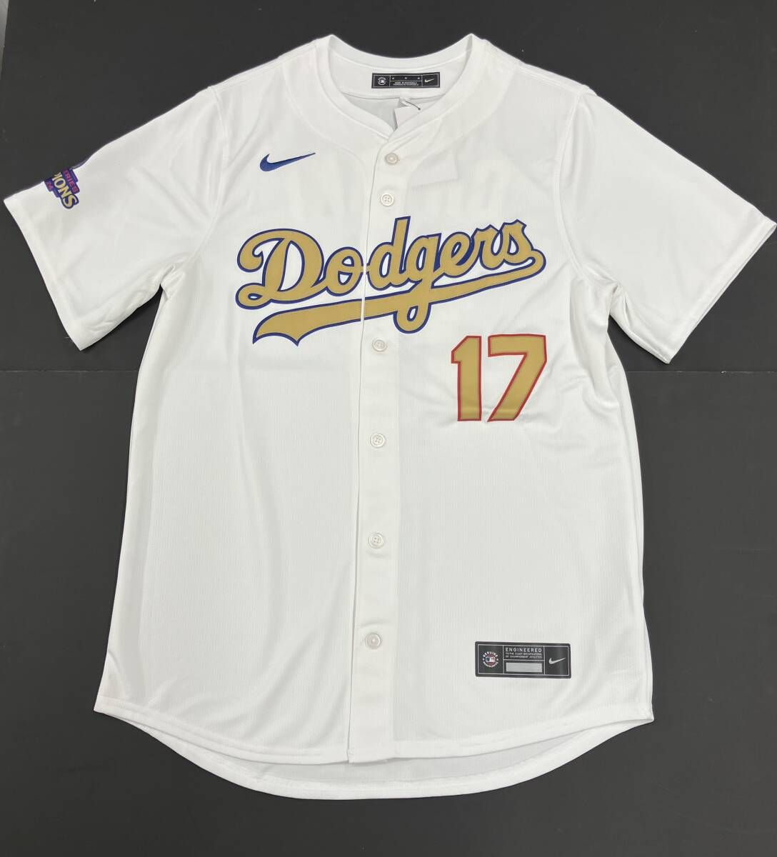 NIKE ナイキ MLB ロサンゼルスドジャース ゴールドコレクション ユニフォーム 17 大谷翔平 M ホワイト 通年