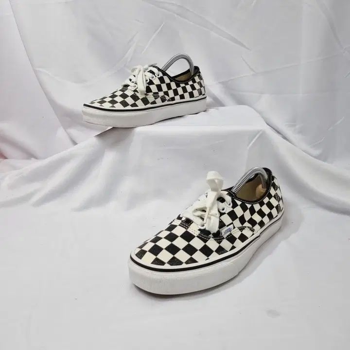 ドゥハヴィンテージ 245 VANS アセンティック チェッカーボード スニーカー
