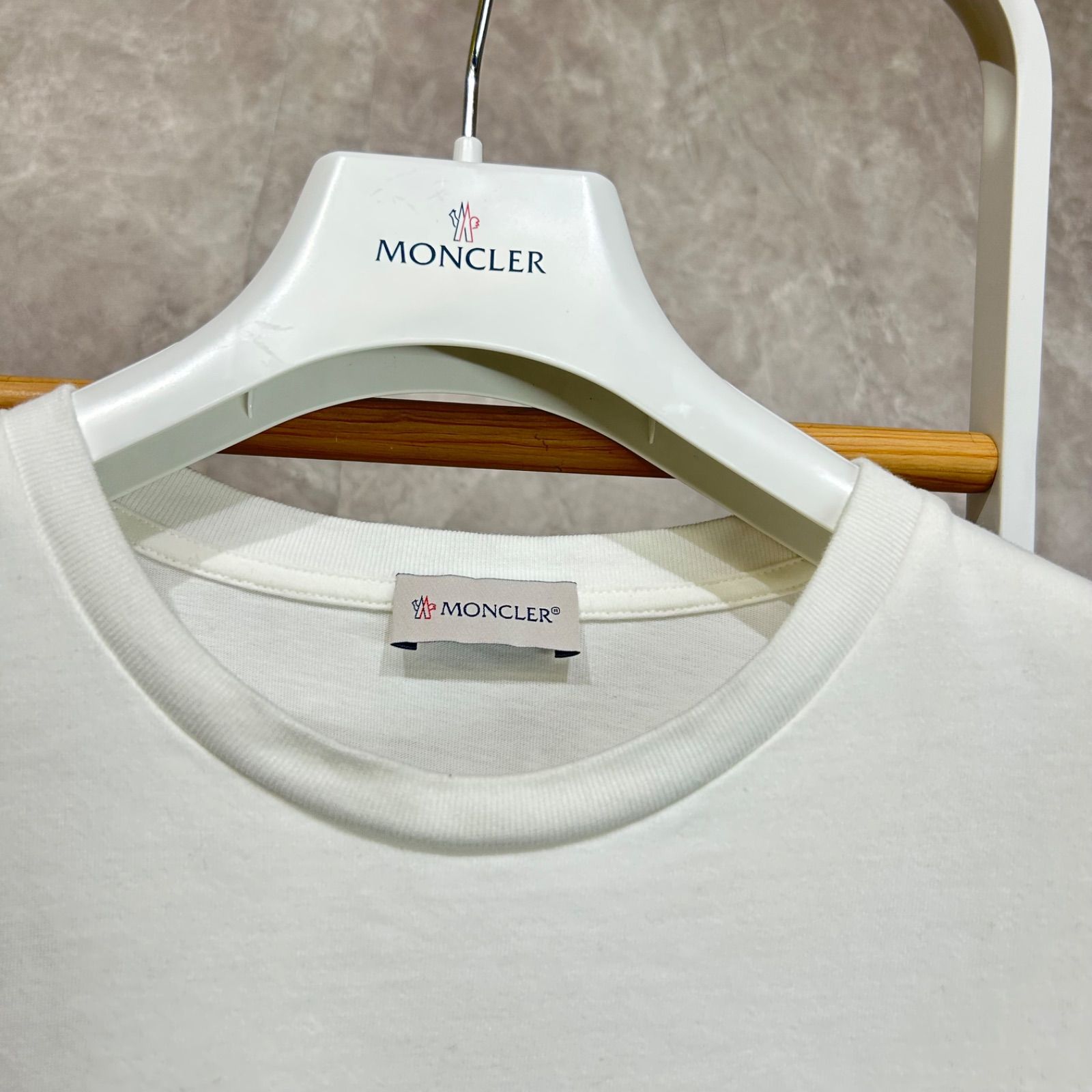 大人S相当】【美品】 MONCLER モンクレール ロンT 長袖Tシャツ白14a 