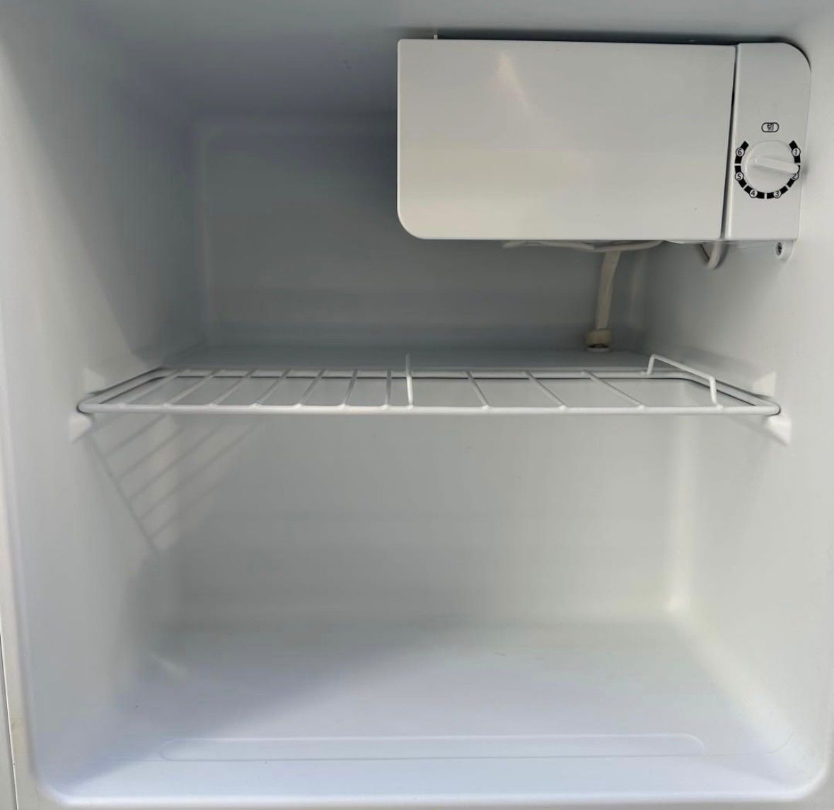 コンフィーCOMFEE' コンパクト冷蔵庫 RCD45WHE 45L - メルカリ