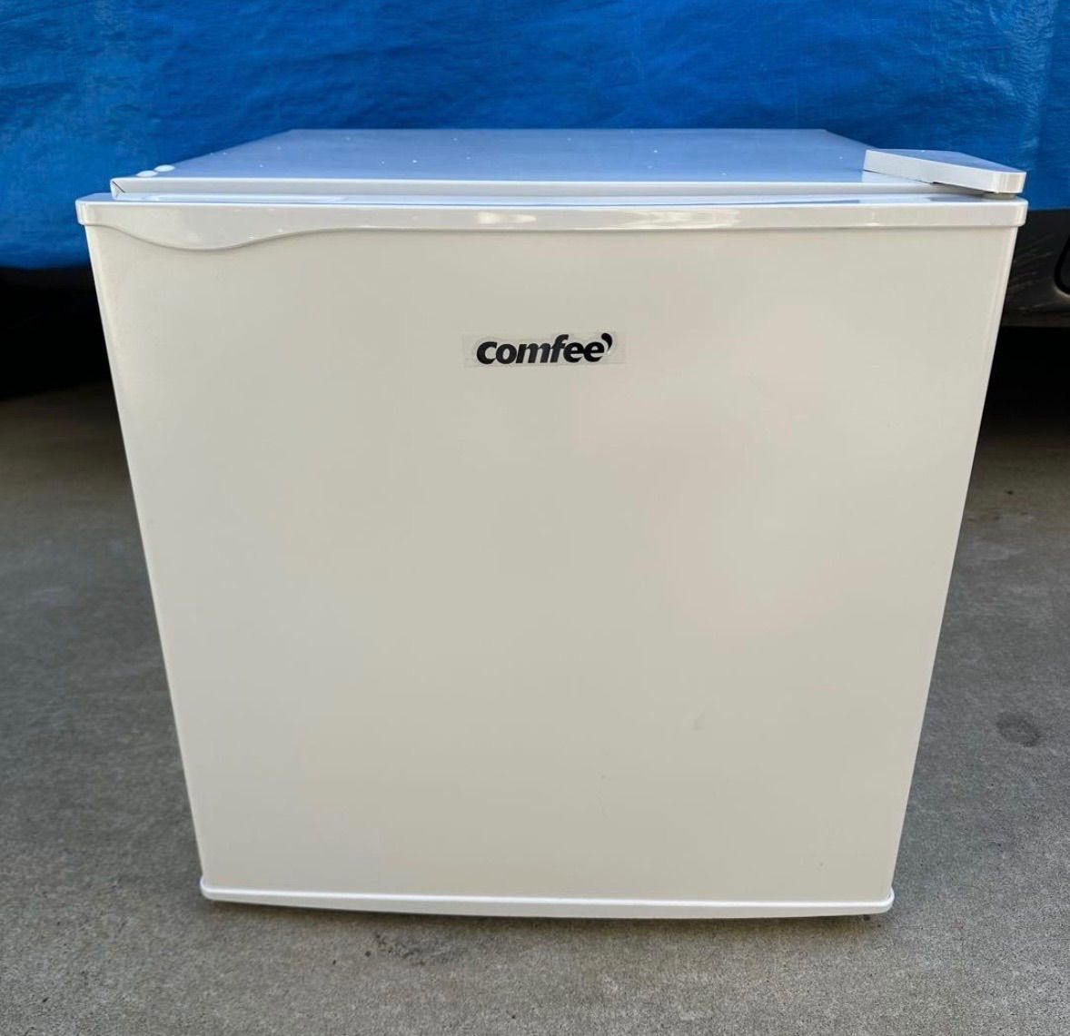 コンフィーCOMFEE' コンパクト冷蔵庫 RCD45WHE 45L - メルカリ