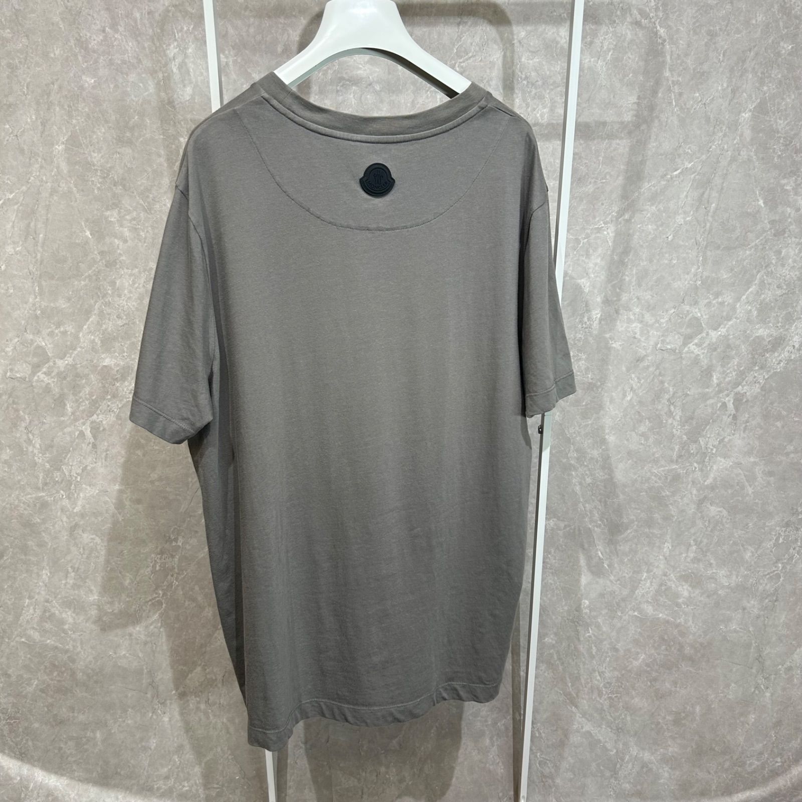MONCLER モンクレールラバーワッペン半袖TシャツグレーM - メルカリ