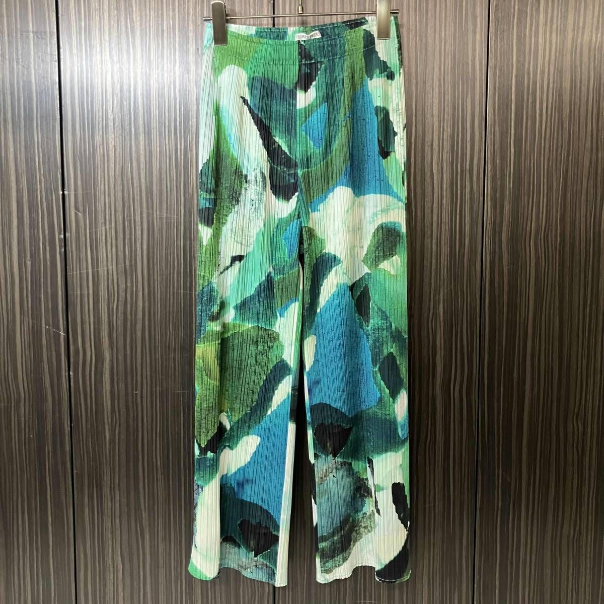 22ss PLEATS PLEASE 総柄ワイドパンツ パンツ サイズ3 グリーン PP21-JF704 プリーツプリーズ