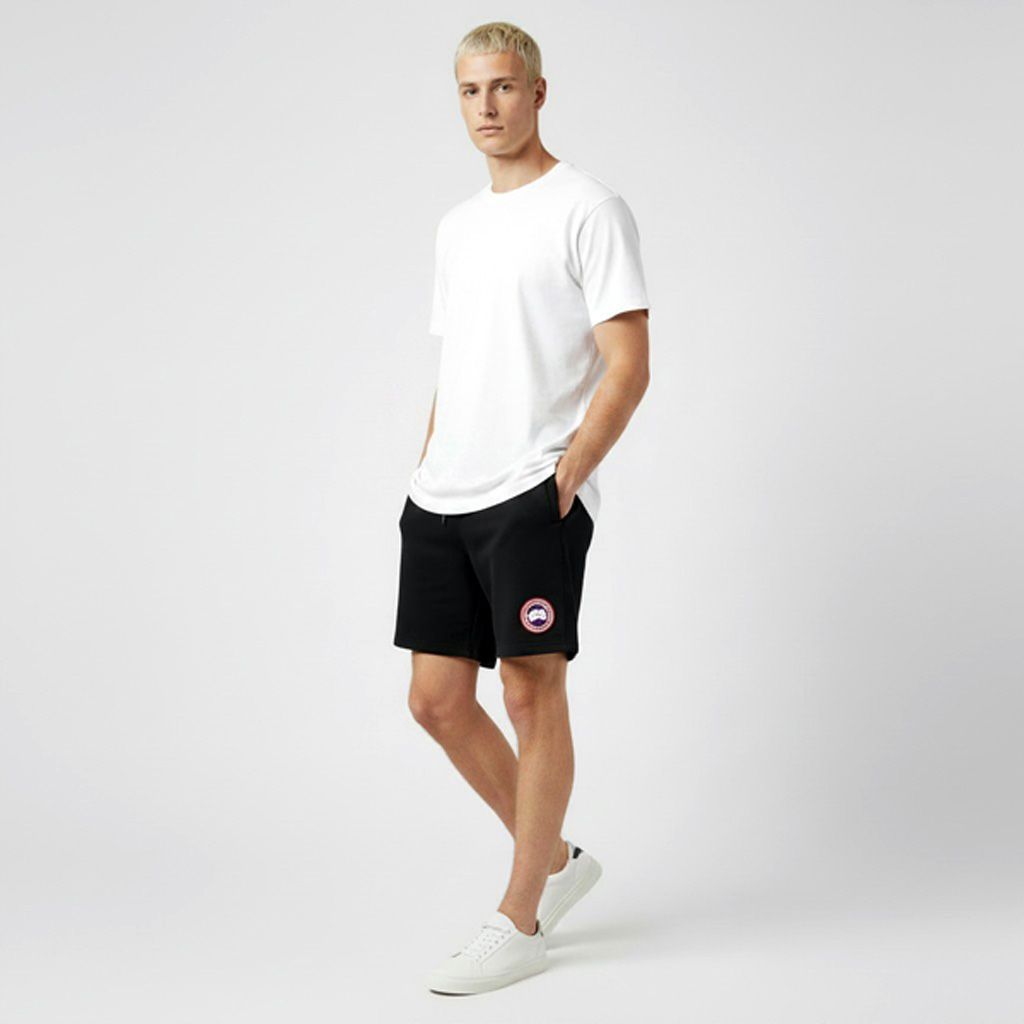 1 CANADA GOOSE カナダグース 1542M 9061 ブラック ハーフパンツ
