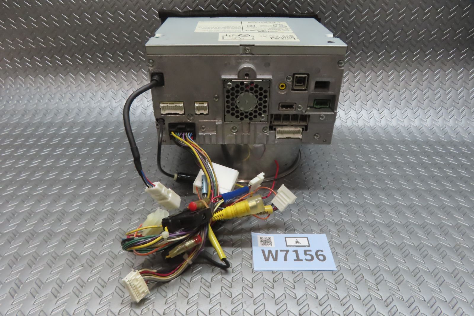 車 完動品保証付☆W7156⁄アルパイン HDDナビ VIE-X088VF TV地
