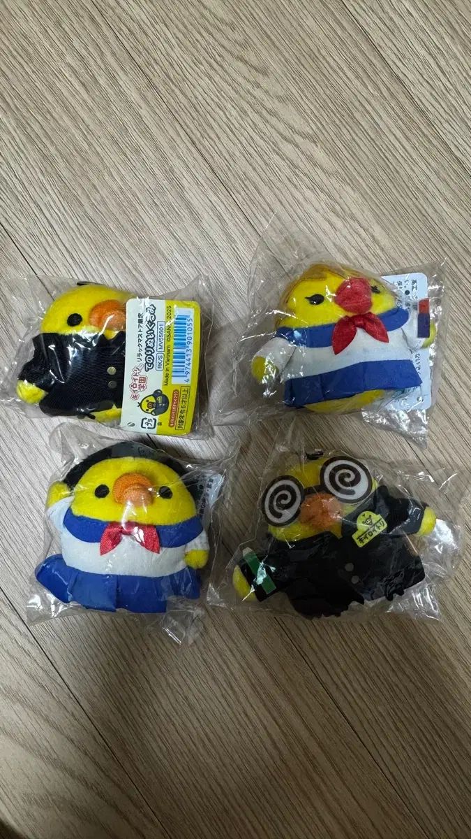 キーロイロイトリ学園ぬいぐるみまとめ出品