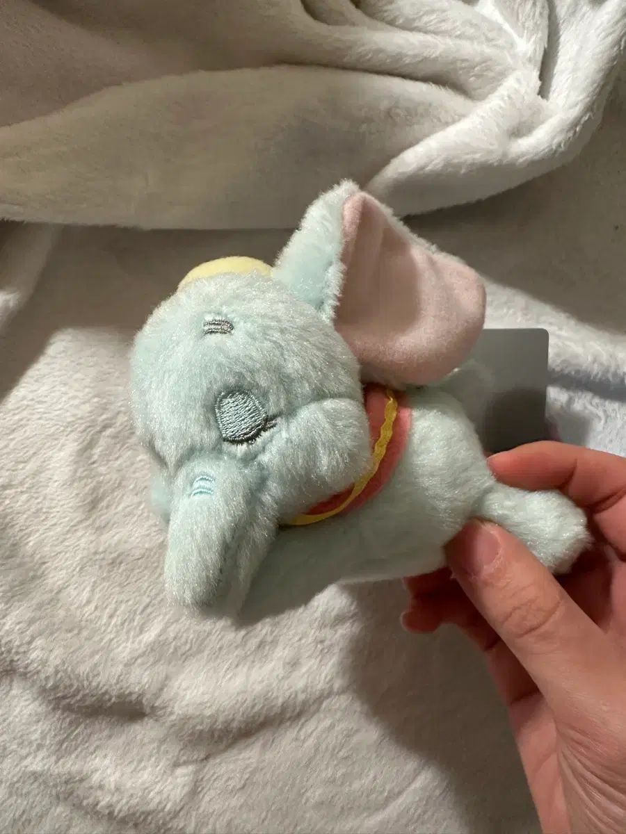 Disney 眠る 덤보 ぬいぐるみ おまけ付き(※メルカリshop取引では対象外) 日本 Disney STORE