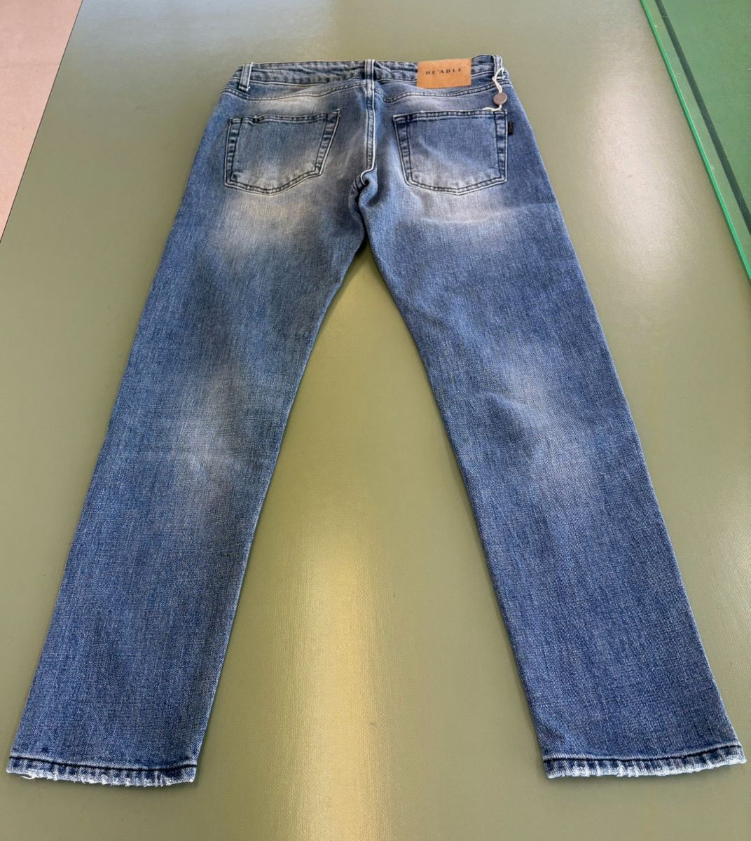 ☆新品☆BE ABLE (ビーエイブル) サイズ:32 メンズ デニムパンツ 