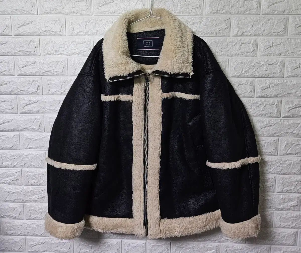 ROMANTIC CROWN ロマンティッククラウン ムートンコート 出品