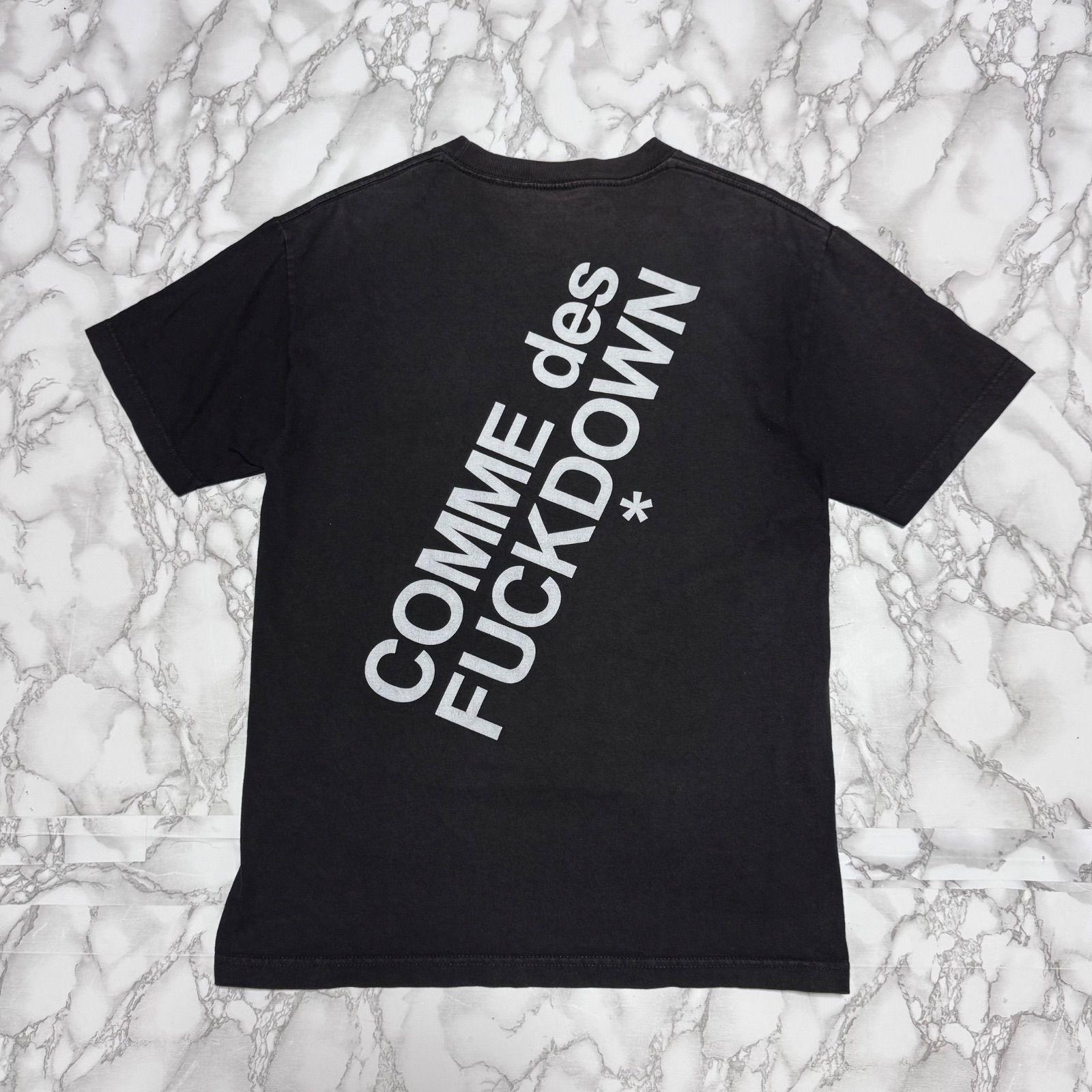 希少【comme des fuckdown the cut 【商品名】USA製 ロゴ 半袖 